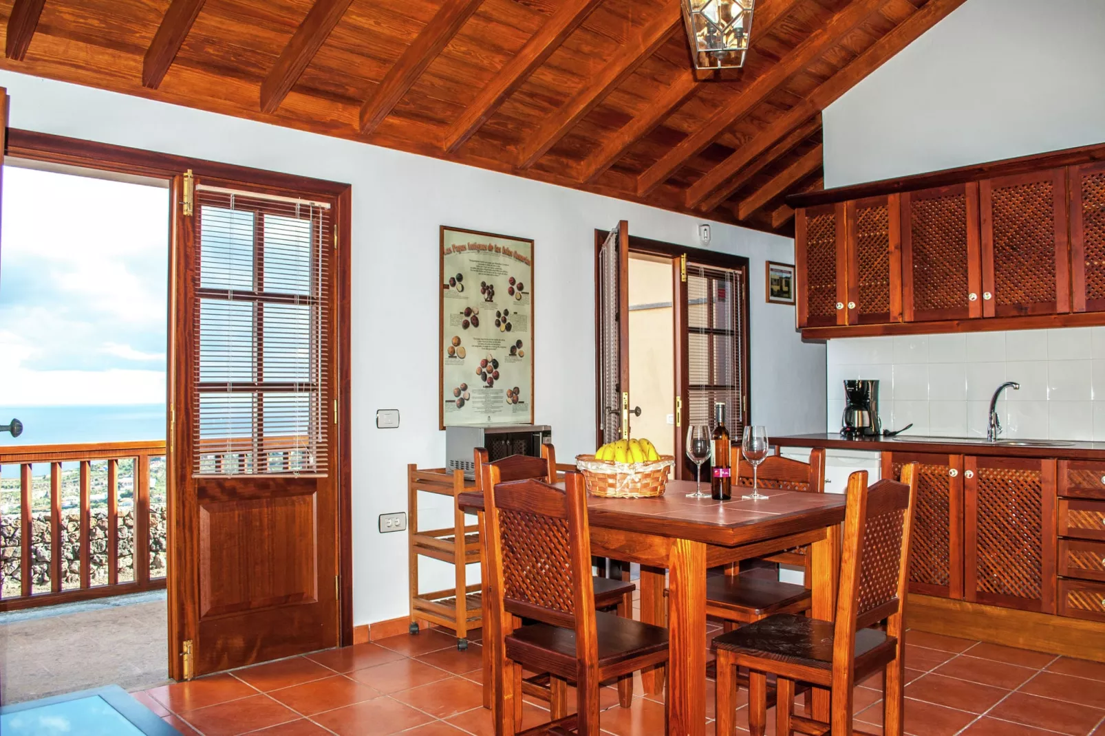 La Bodega-Kitchen