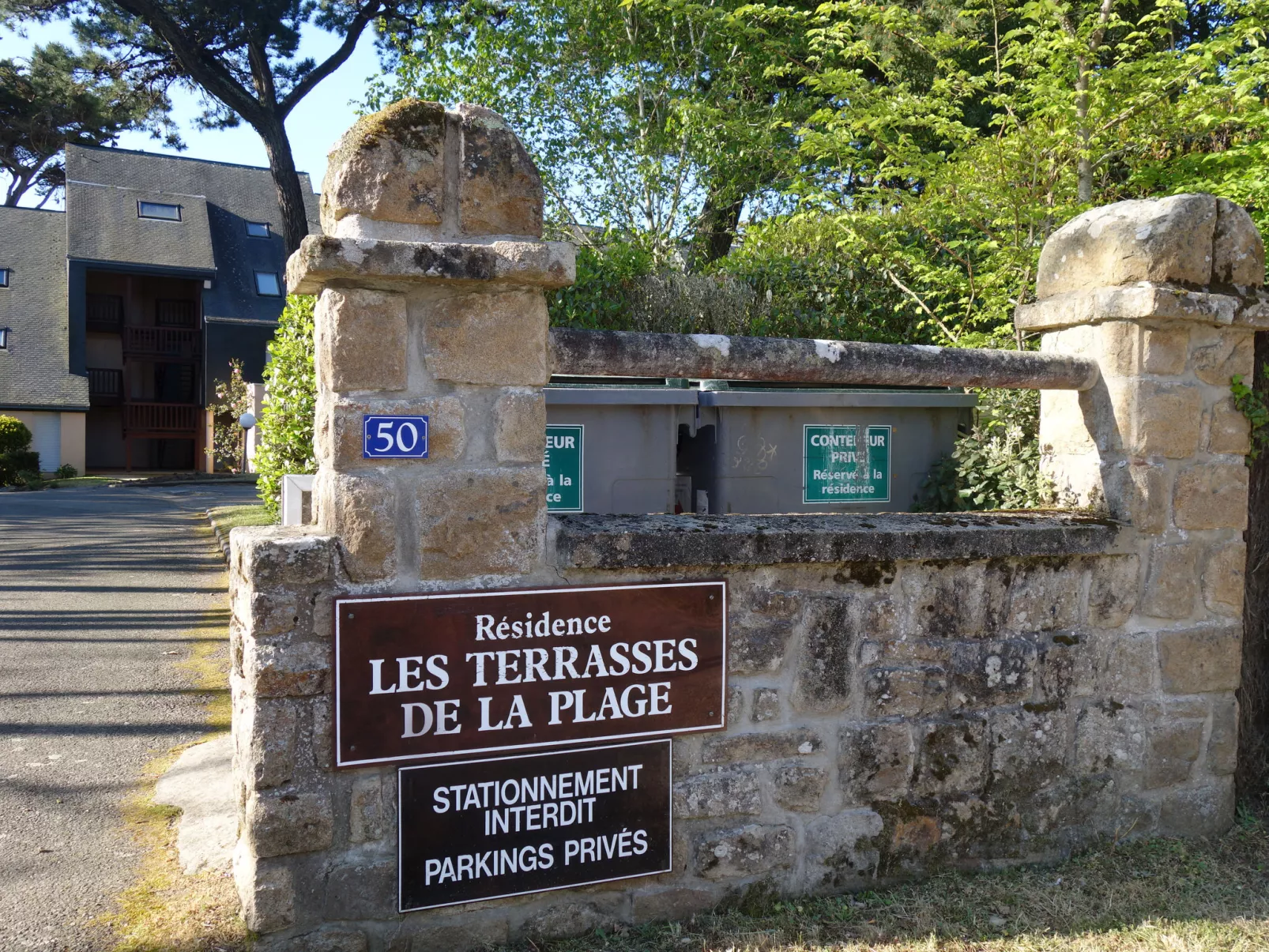 Les Terrasses de la Plage-Dehors