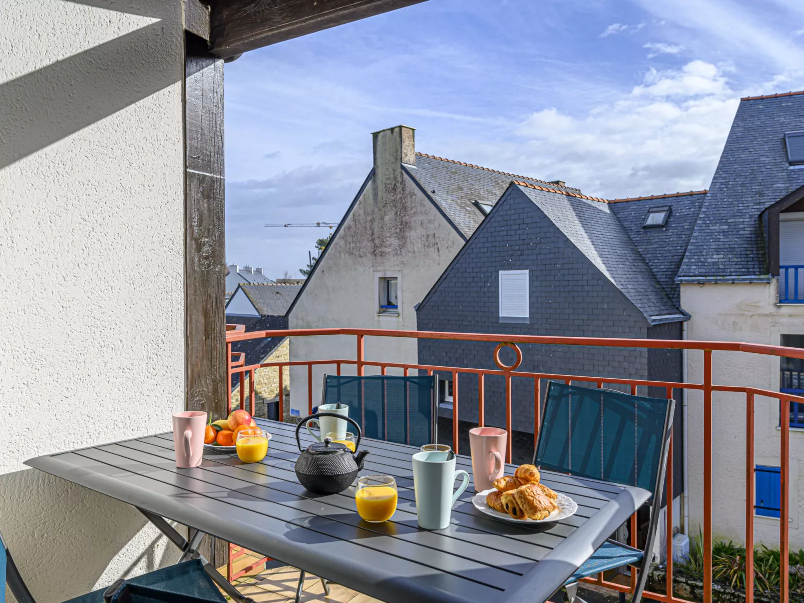 Le Voulien-Outside