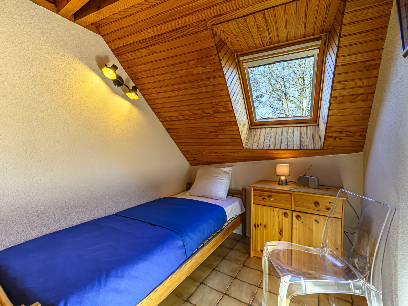 Le Voulien-Inside