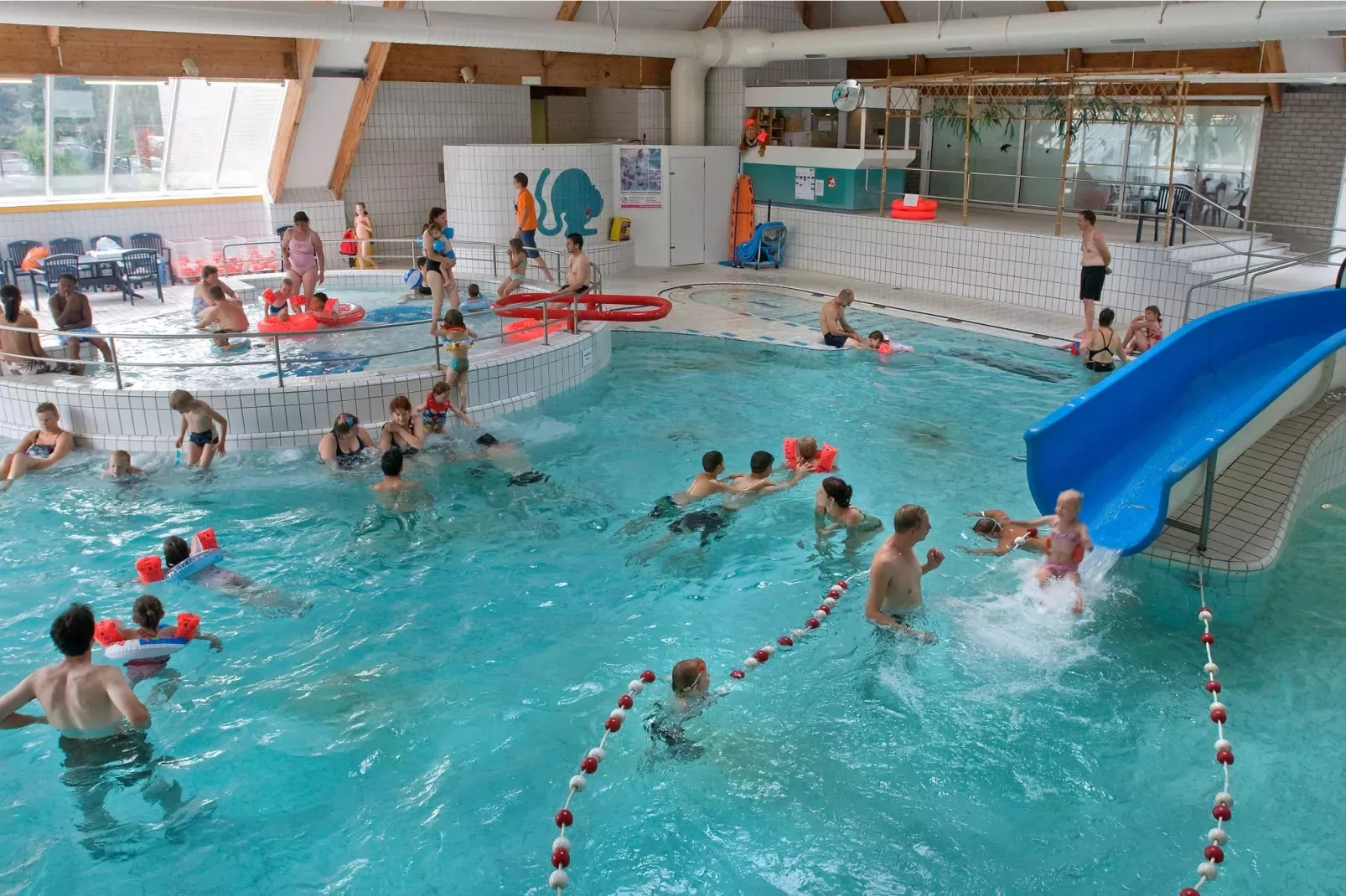 Vakantiepark de Katjeskelder 23-Parkeinrichtungen