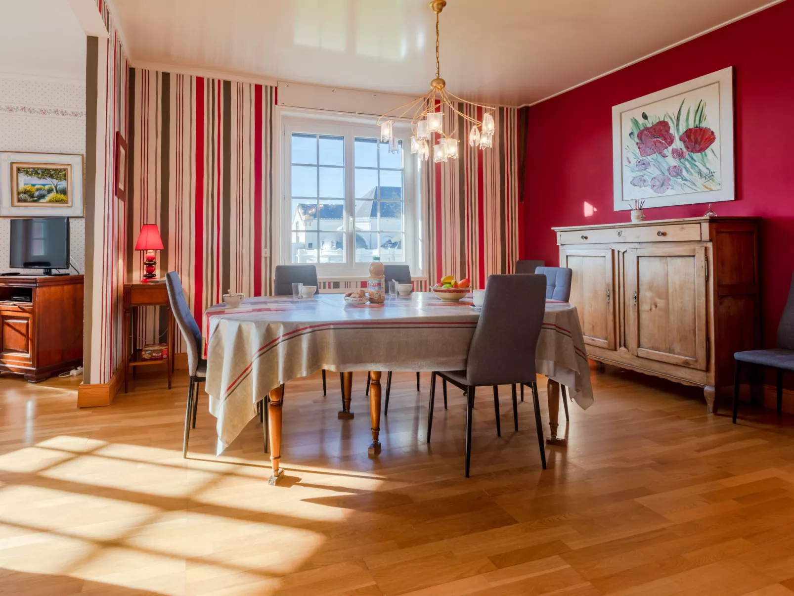 Le Normandie Home-Inside