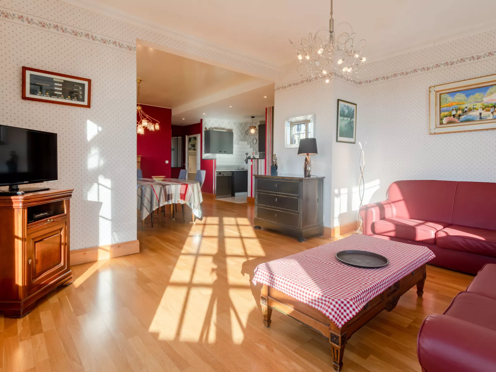 Le Normandie Home-Inside