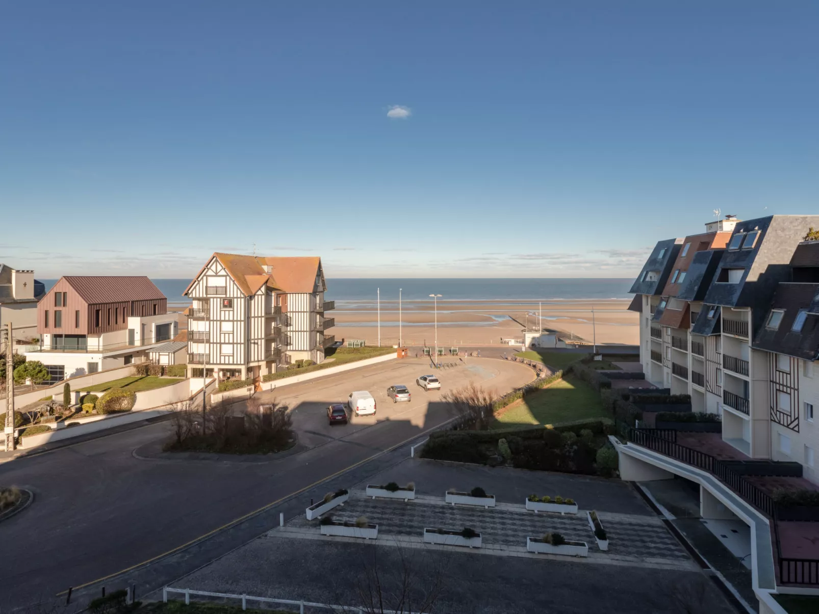 Cap Cabourg-Outside