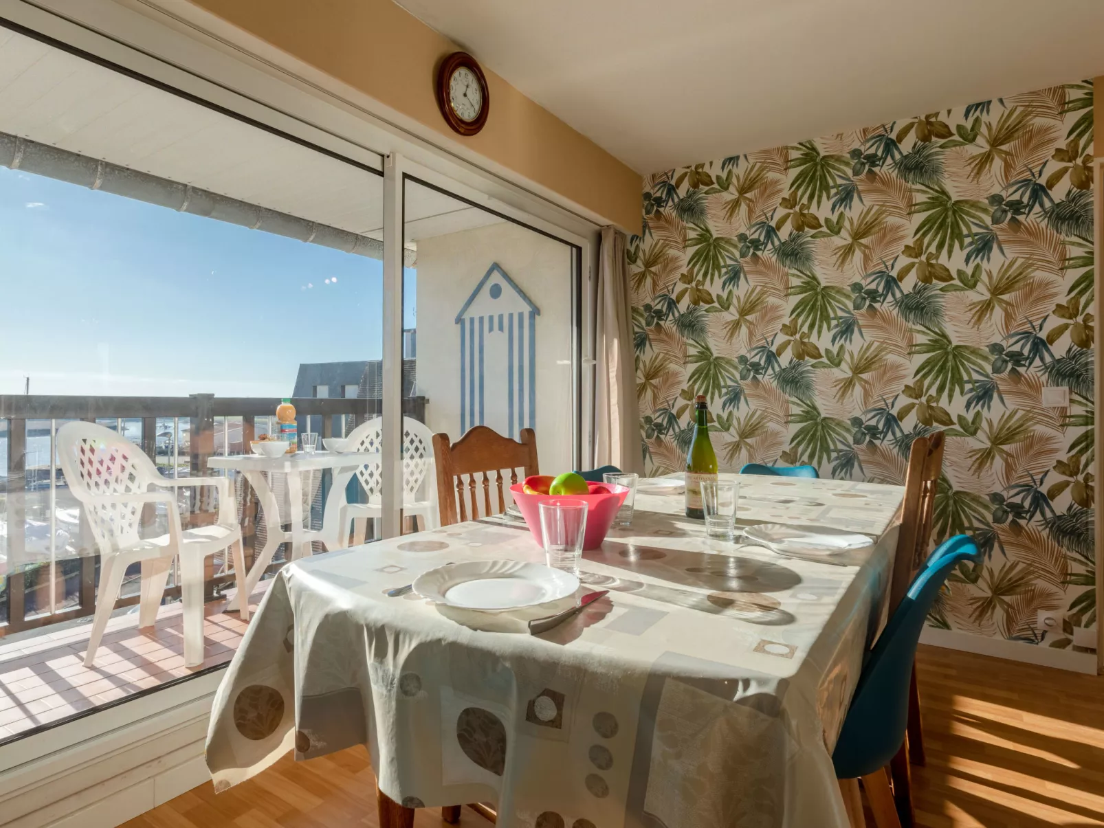 Cap Cabourg-Inside