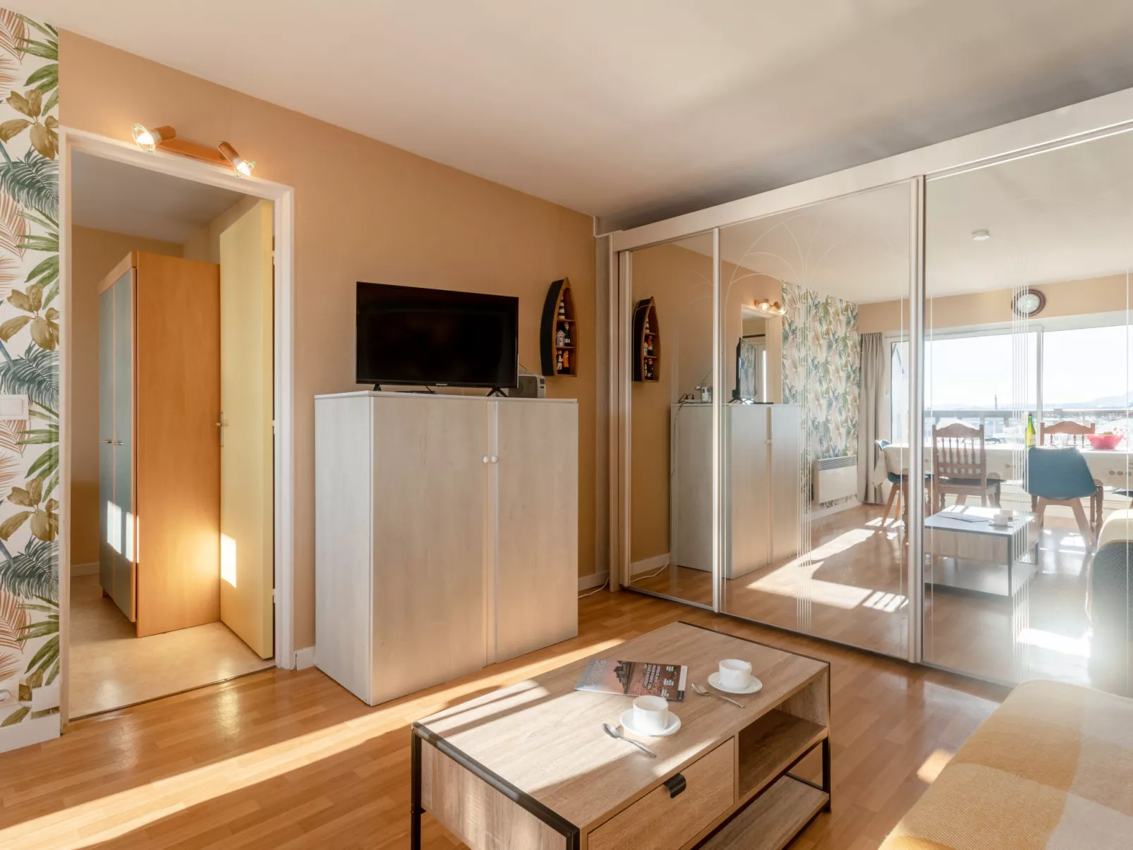Cap Cabourg-Inside