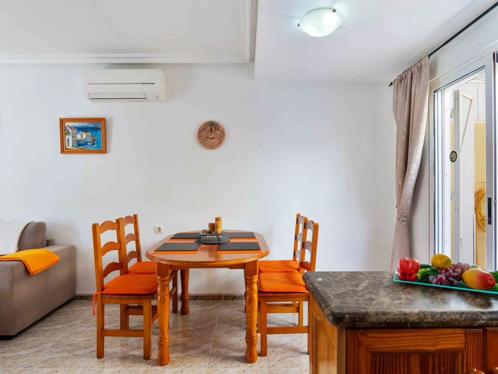 Lomas de Cabo Roig-Inside