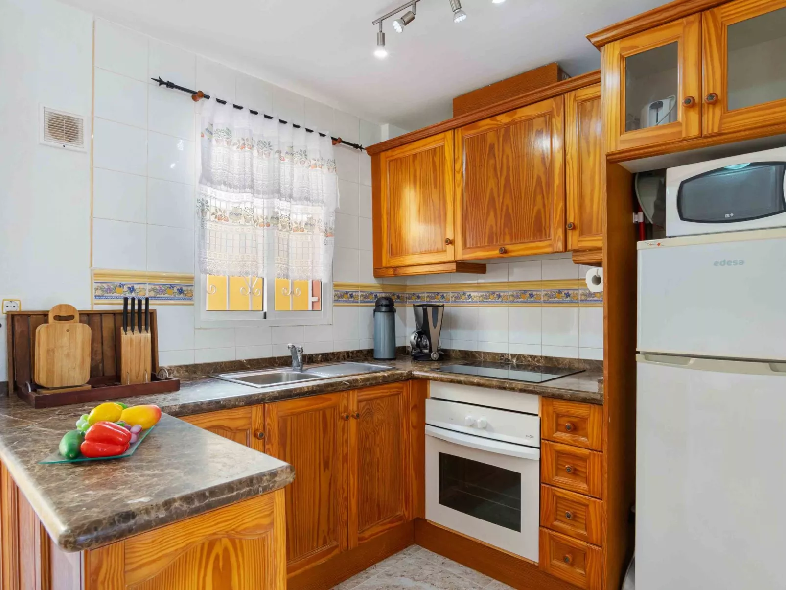 Lomas de Cabo Roig-Inside