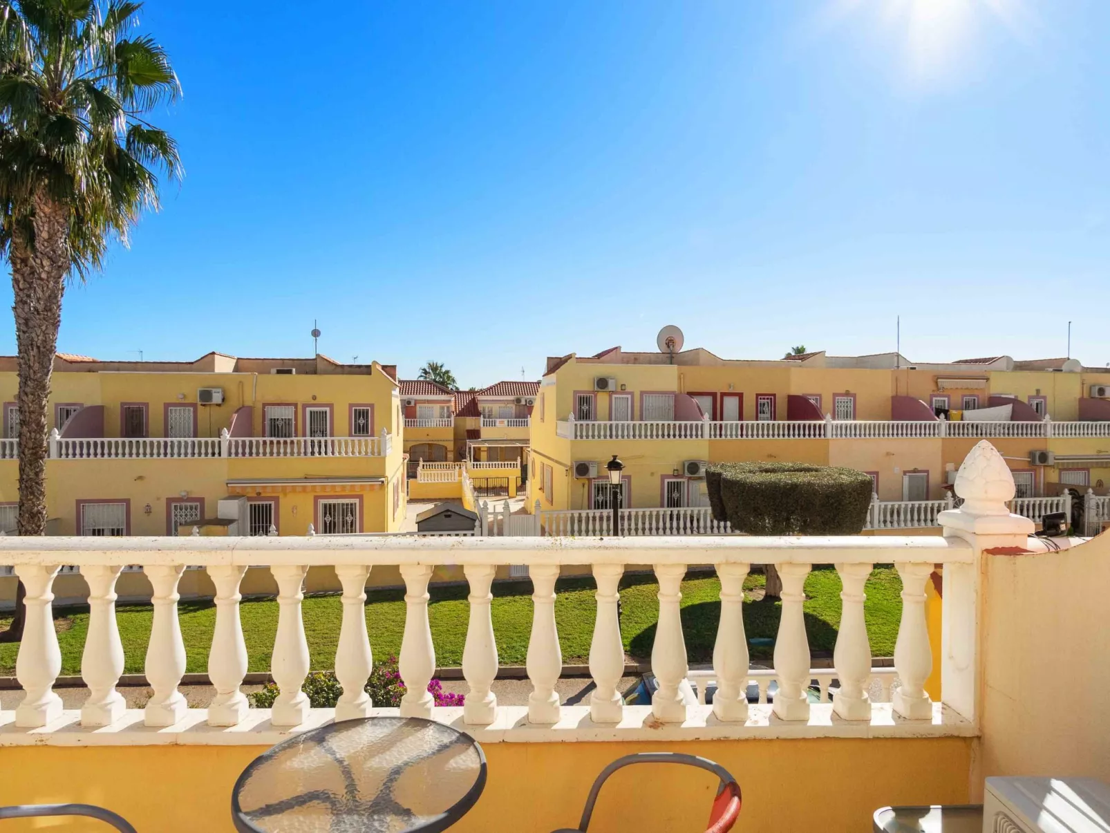 Lomas de Cabo Roig-Outside