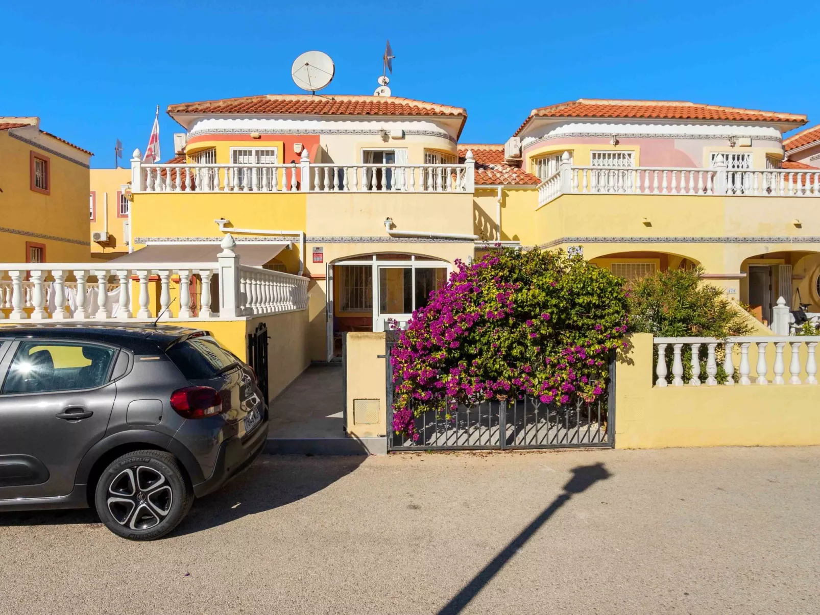 Lomas de Cabo Roig-Outside
