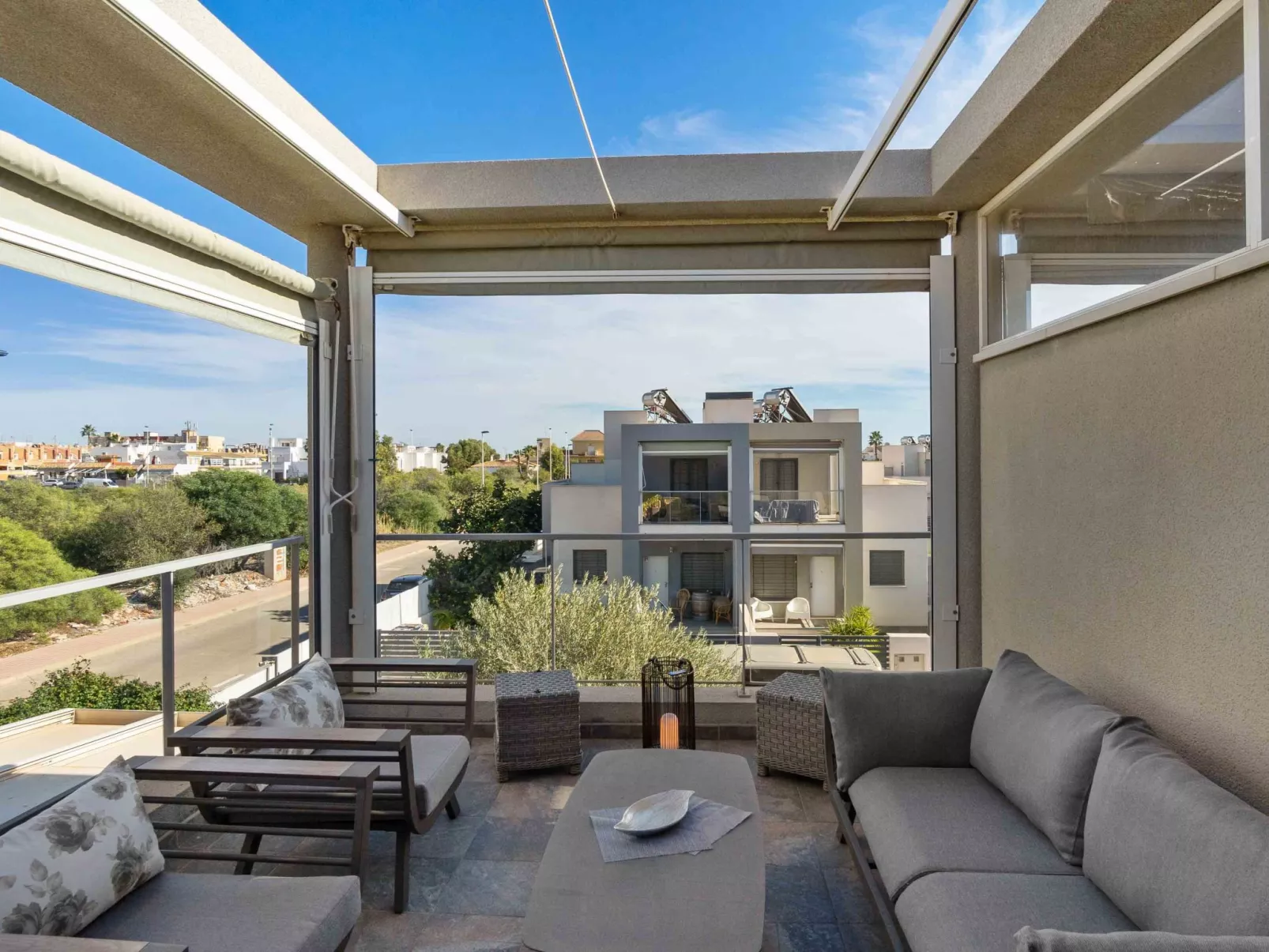Residencial Koma-Outside