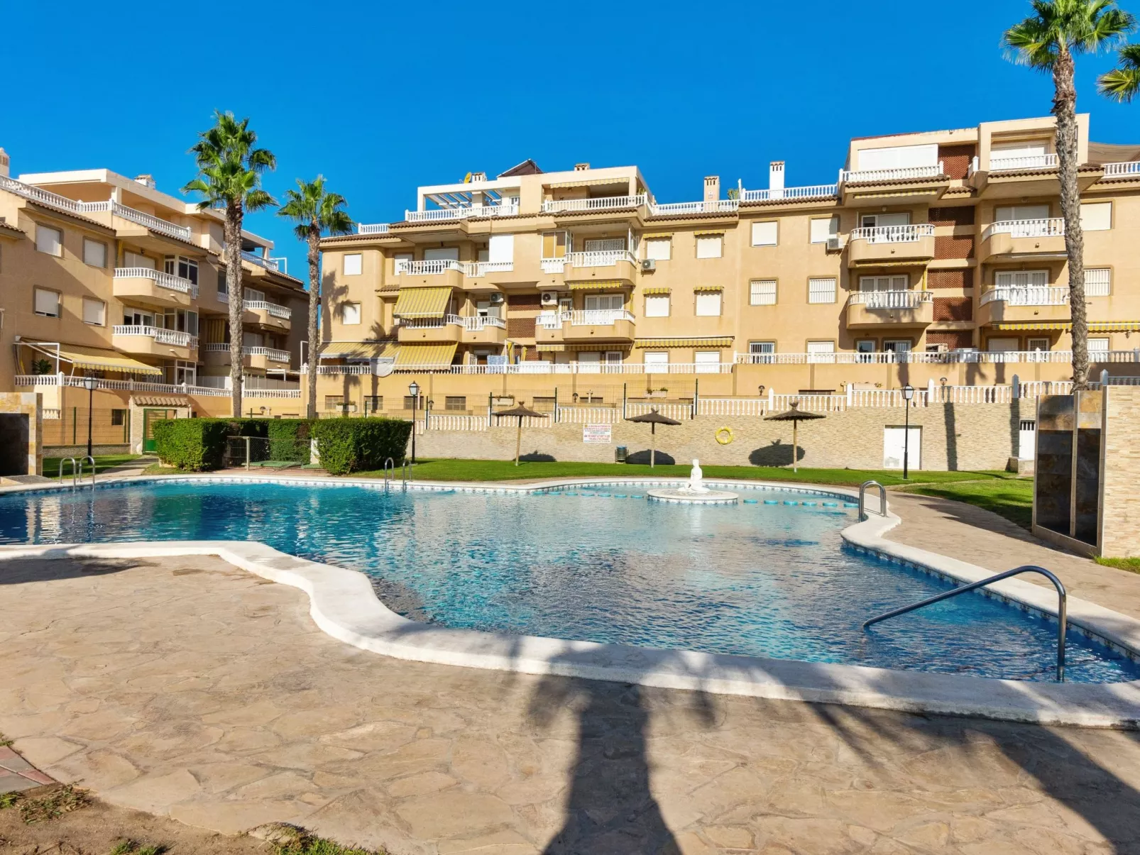 Residencial El Pinar-Draußen