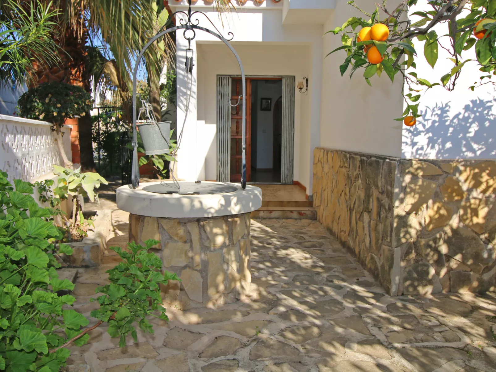 Casa Las Mañas-Outside