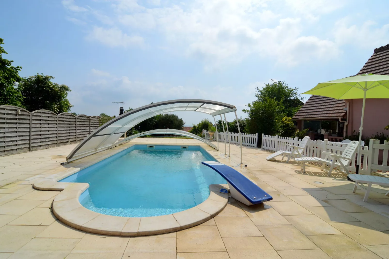 Le Clos St Vincent-Schwimmbad