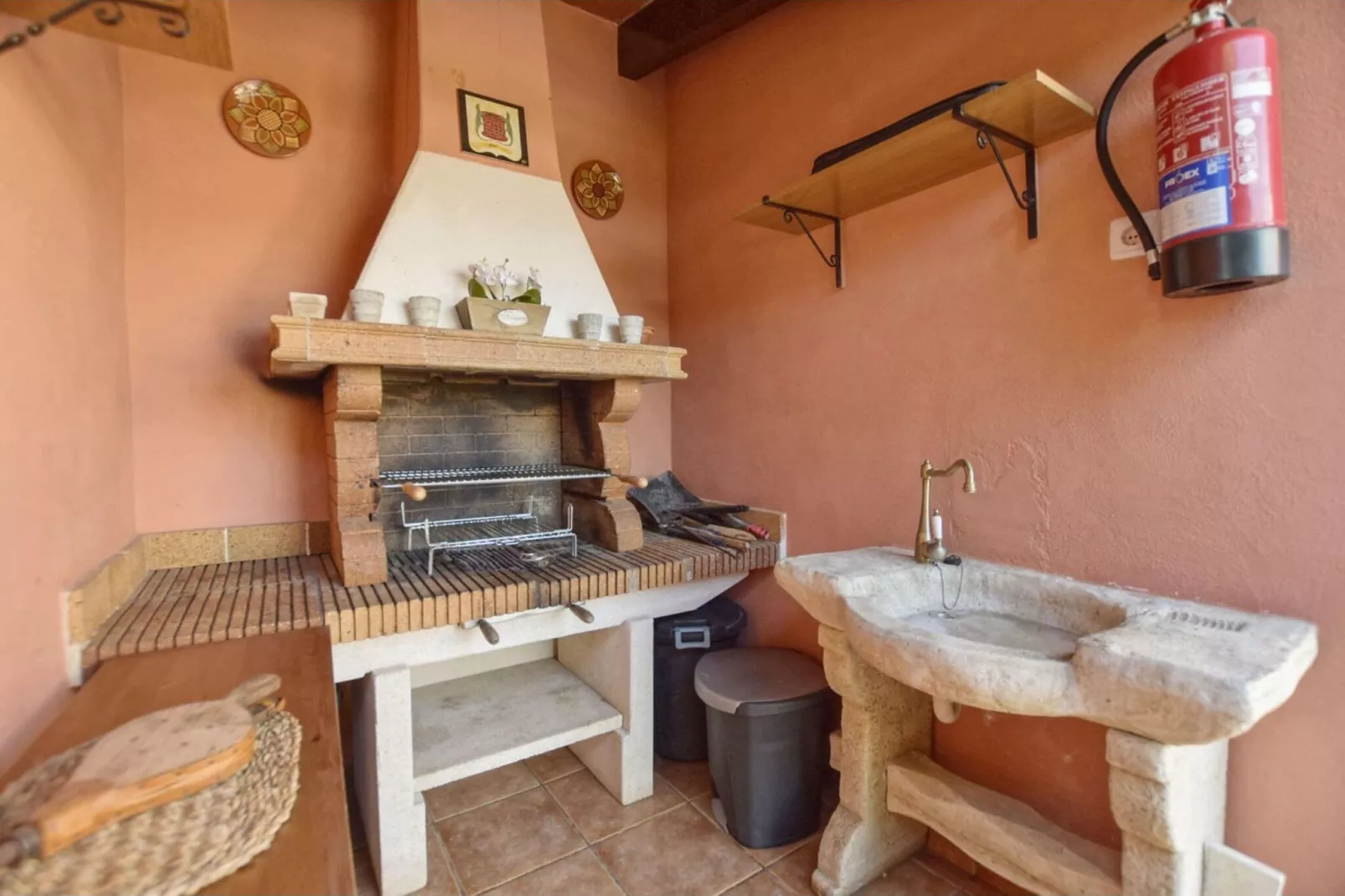 Tramuntana-Facilities