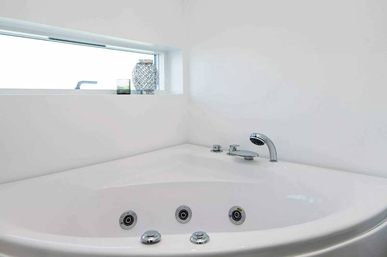 8 person holiday home in Knebel-Spa
