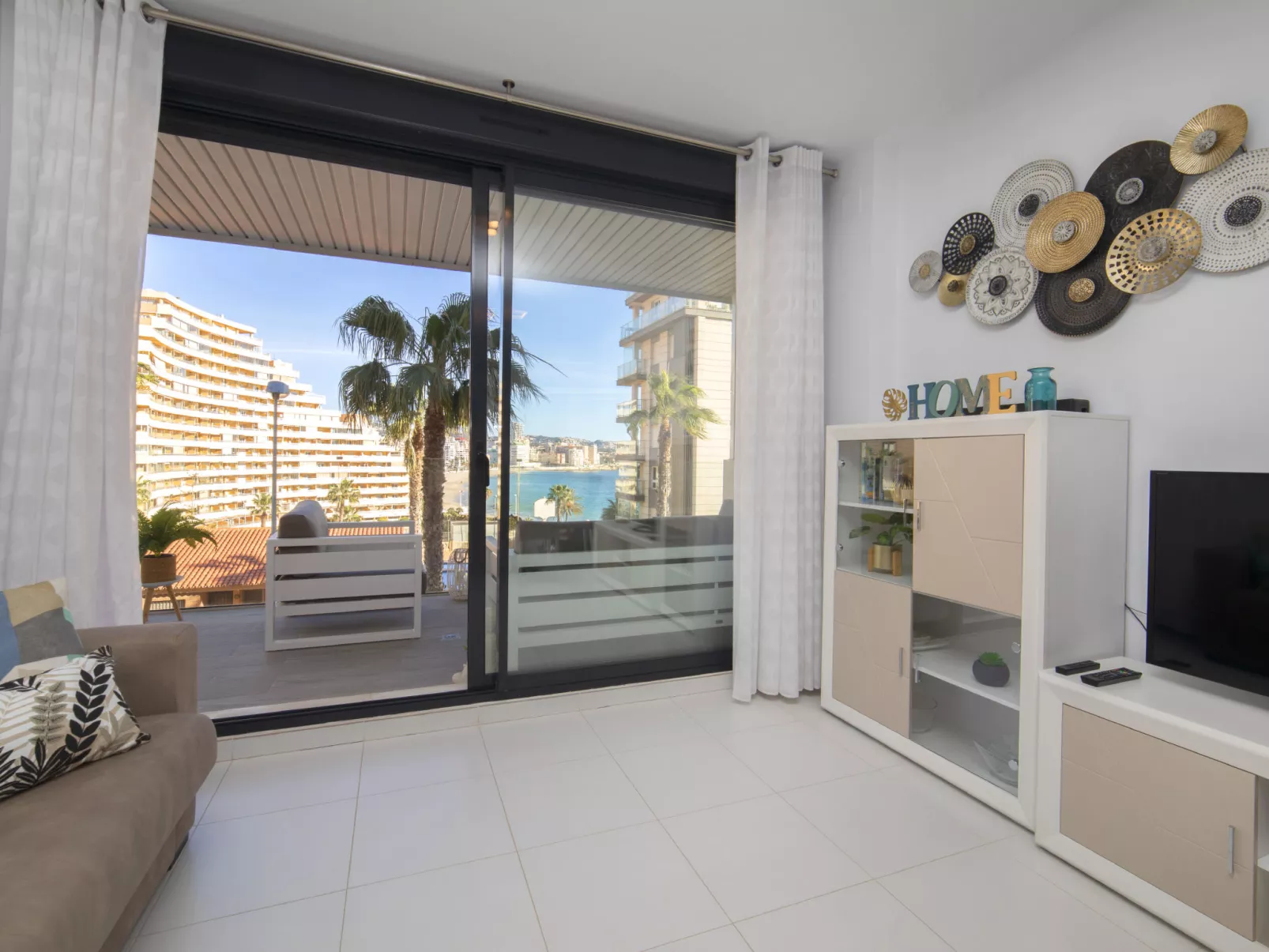 Calpe Beach II-Inside