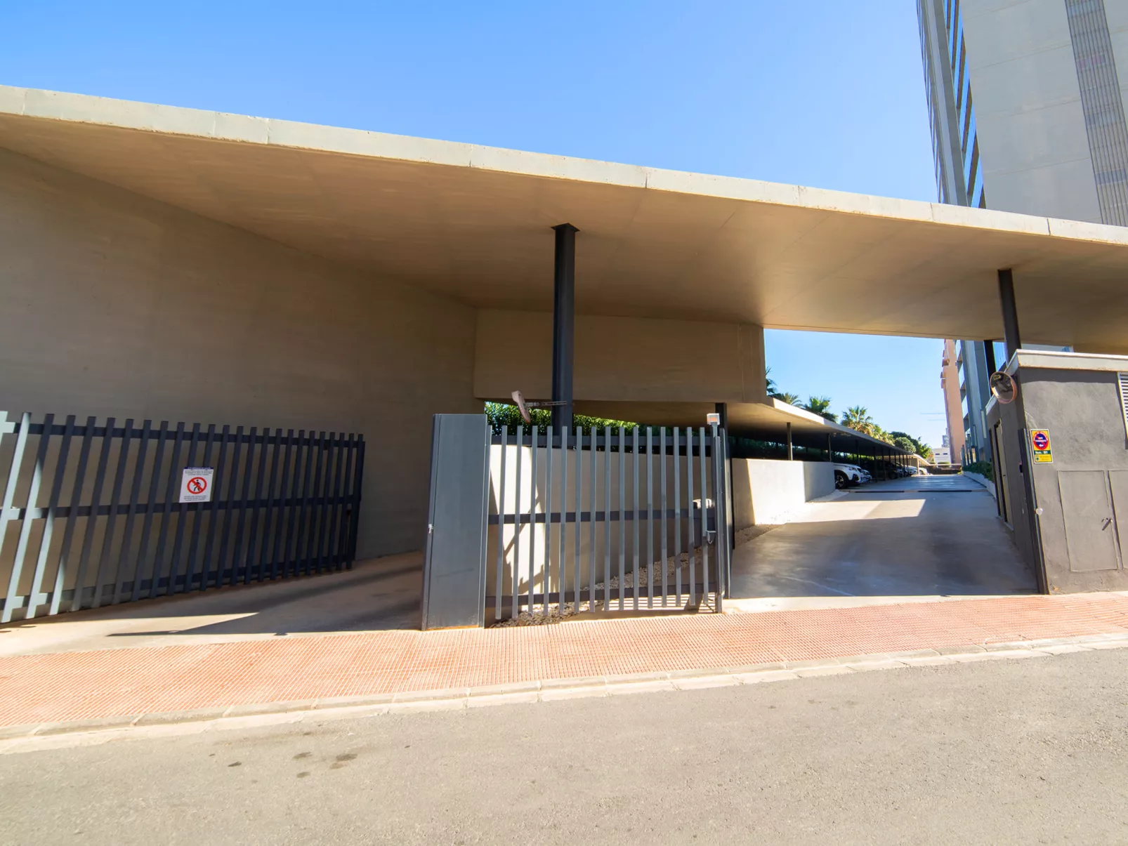 Mirador de Calpe-Outside