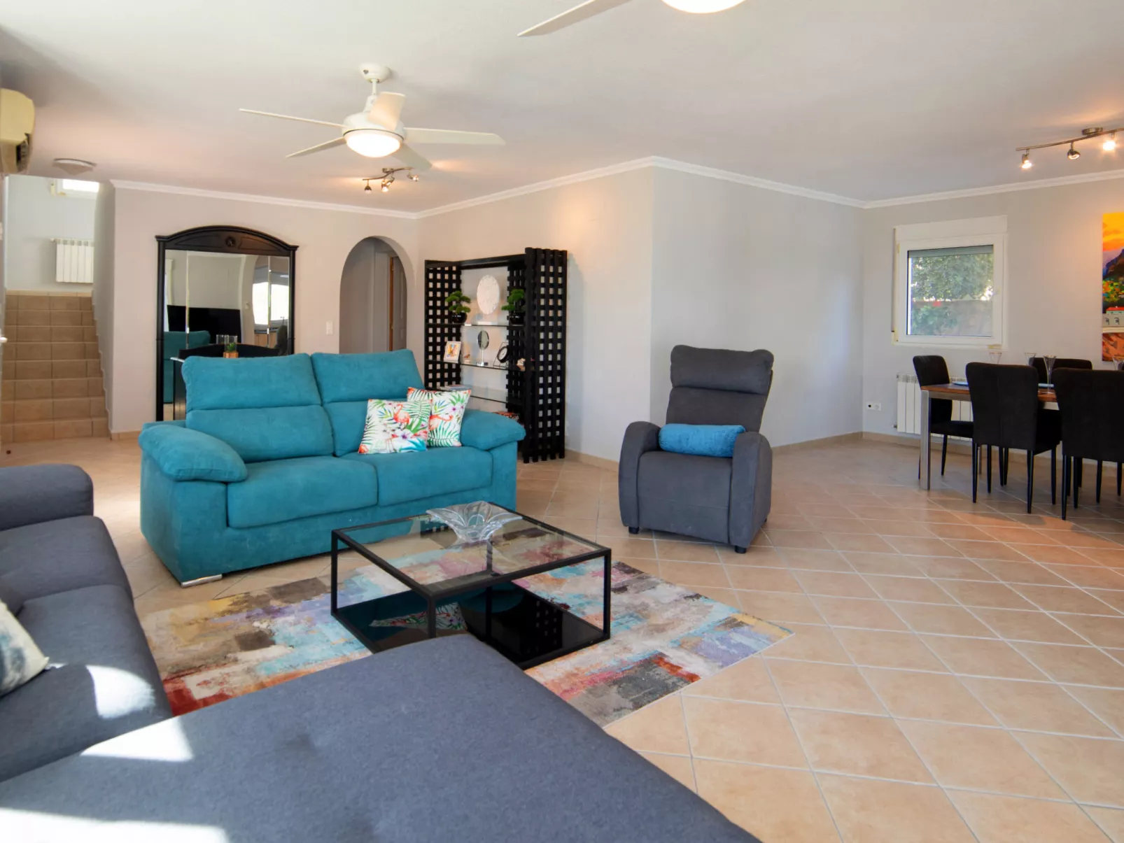 Noosa-Inside