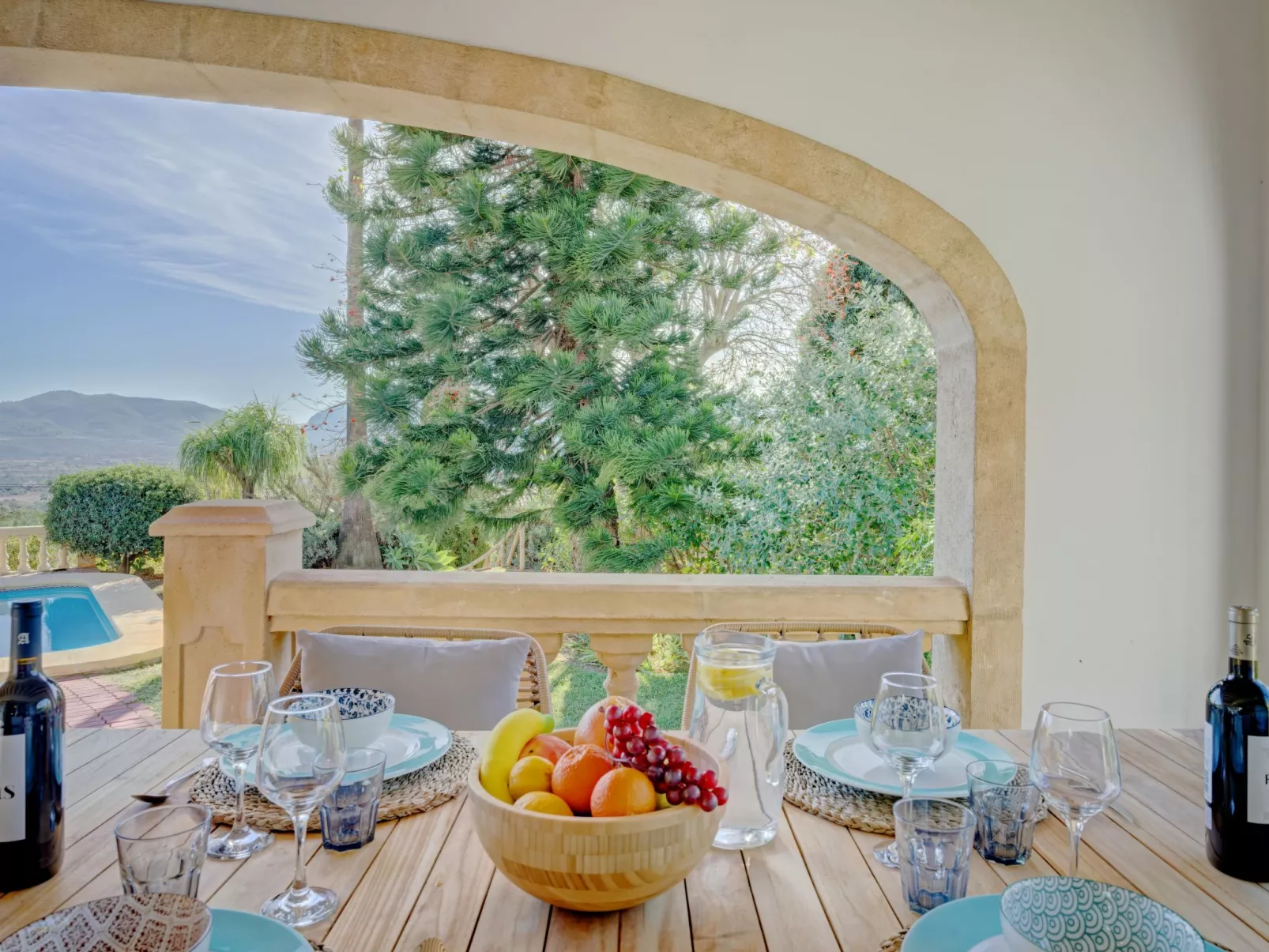 Villa del Tauro-Outside