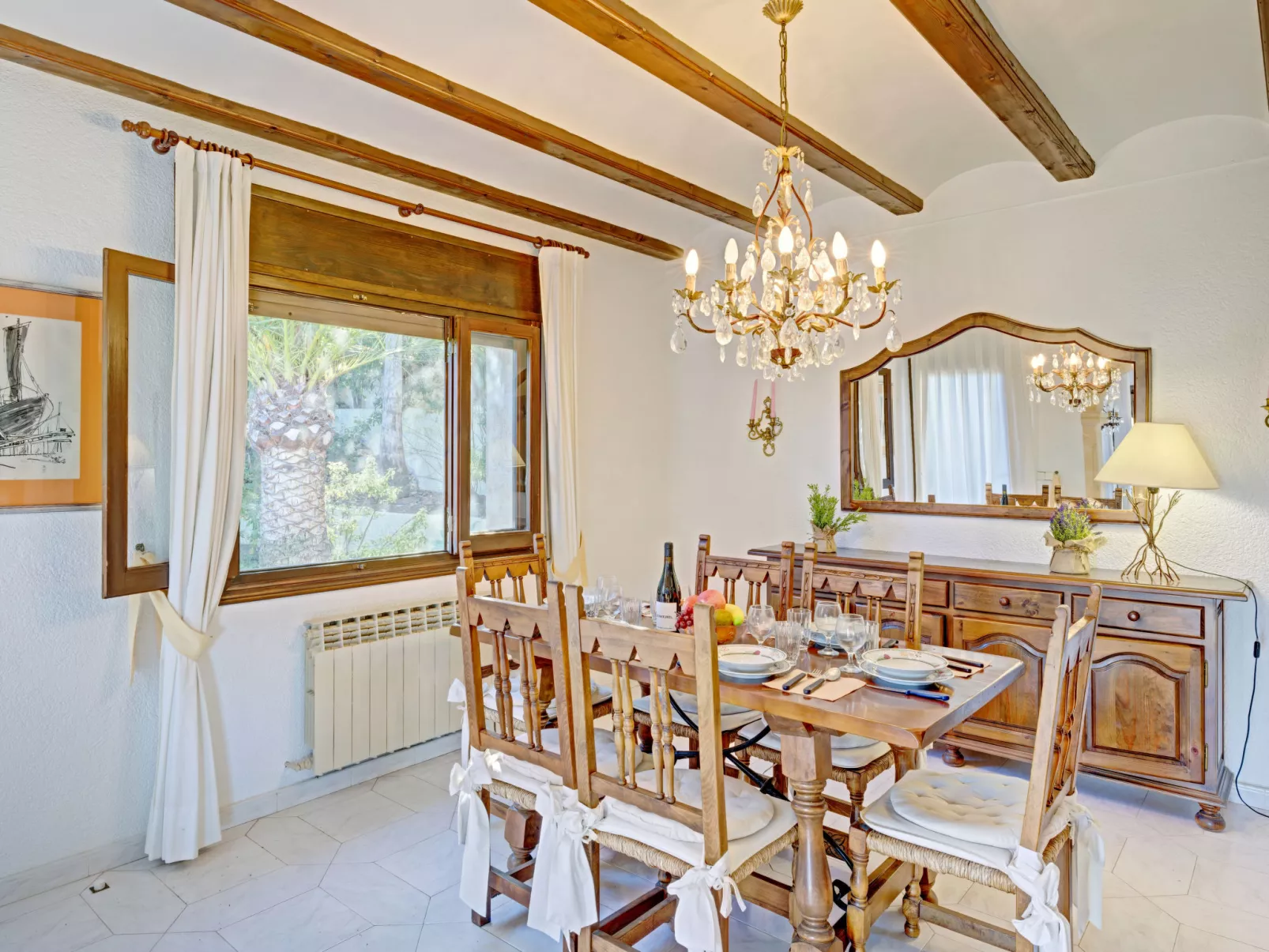 Villa Zamorita-Drinnen