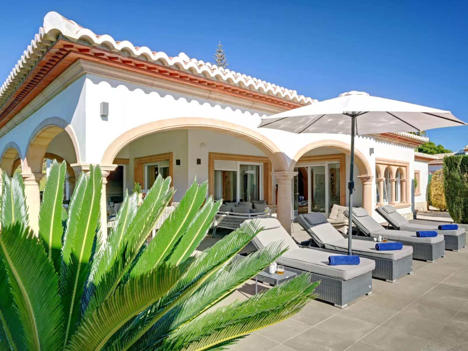 Villa SanMar-Outside
