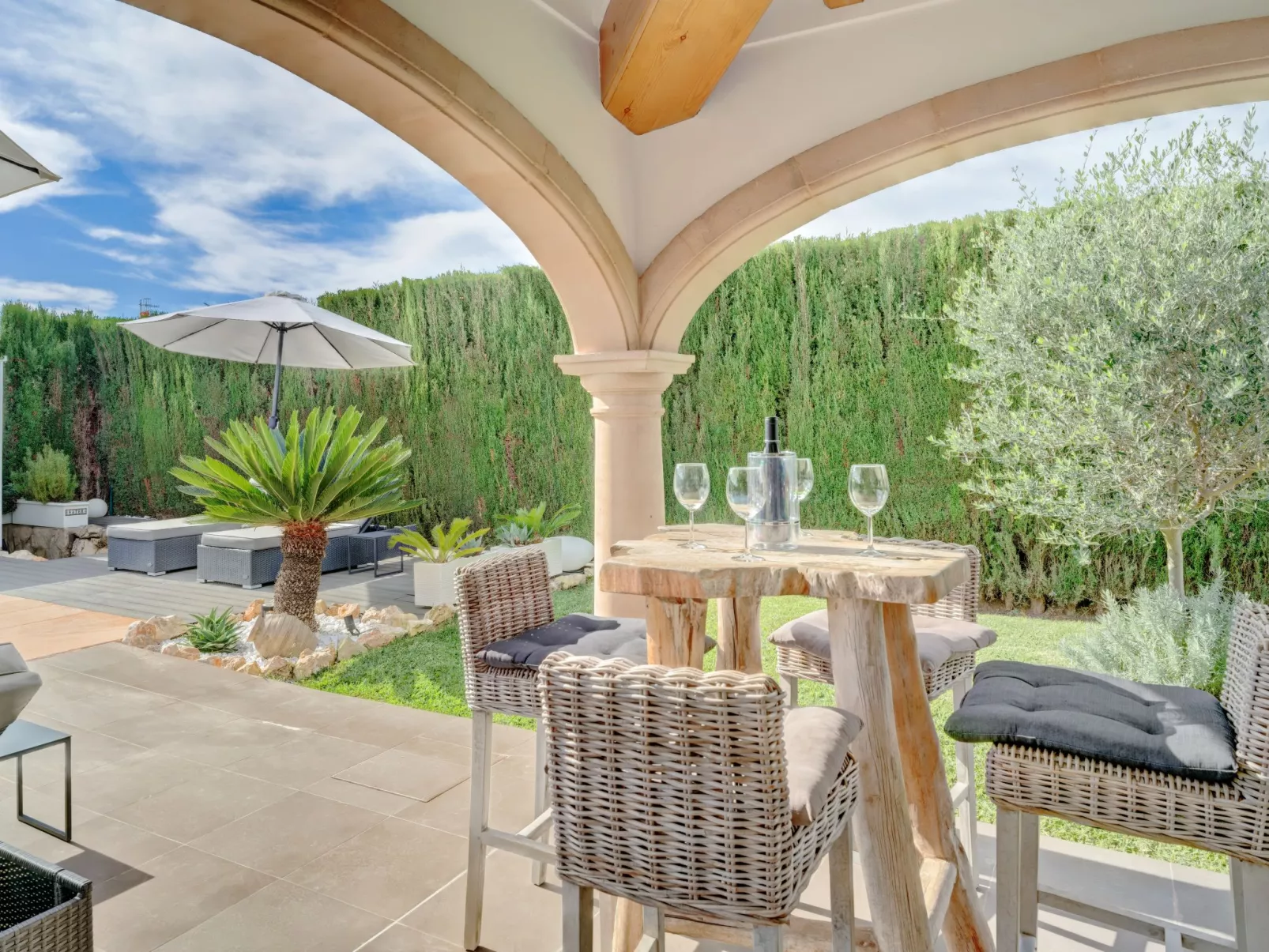 Villa SanMar-Outside