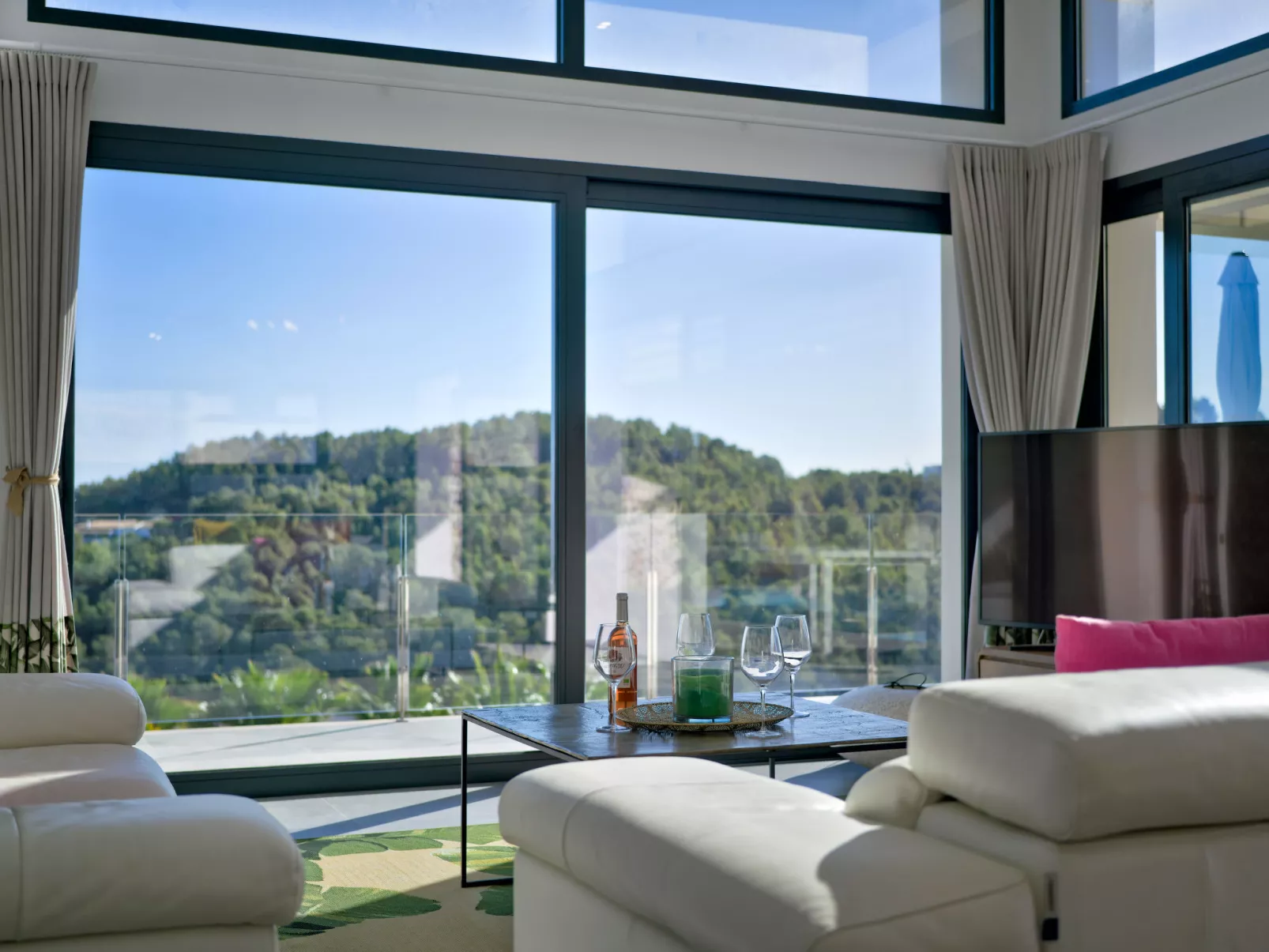 Villa Juno-Inside