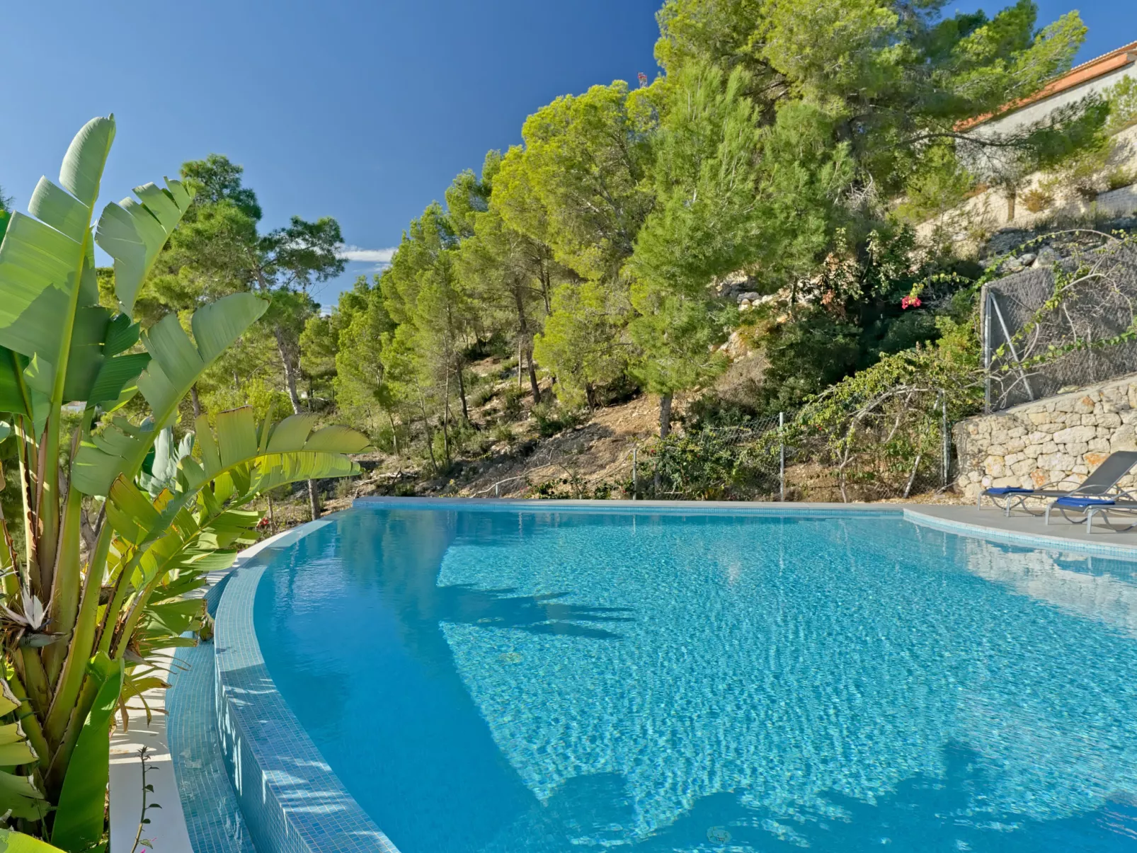 Villa Juno-Outside