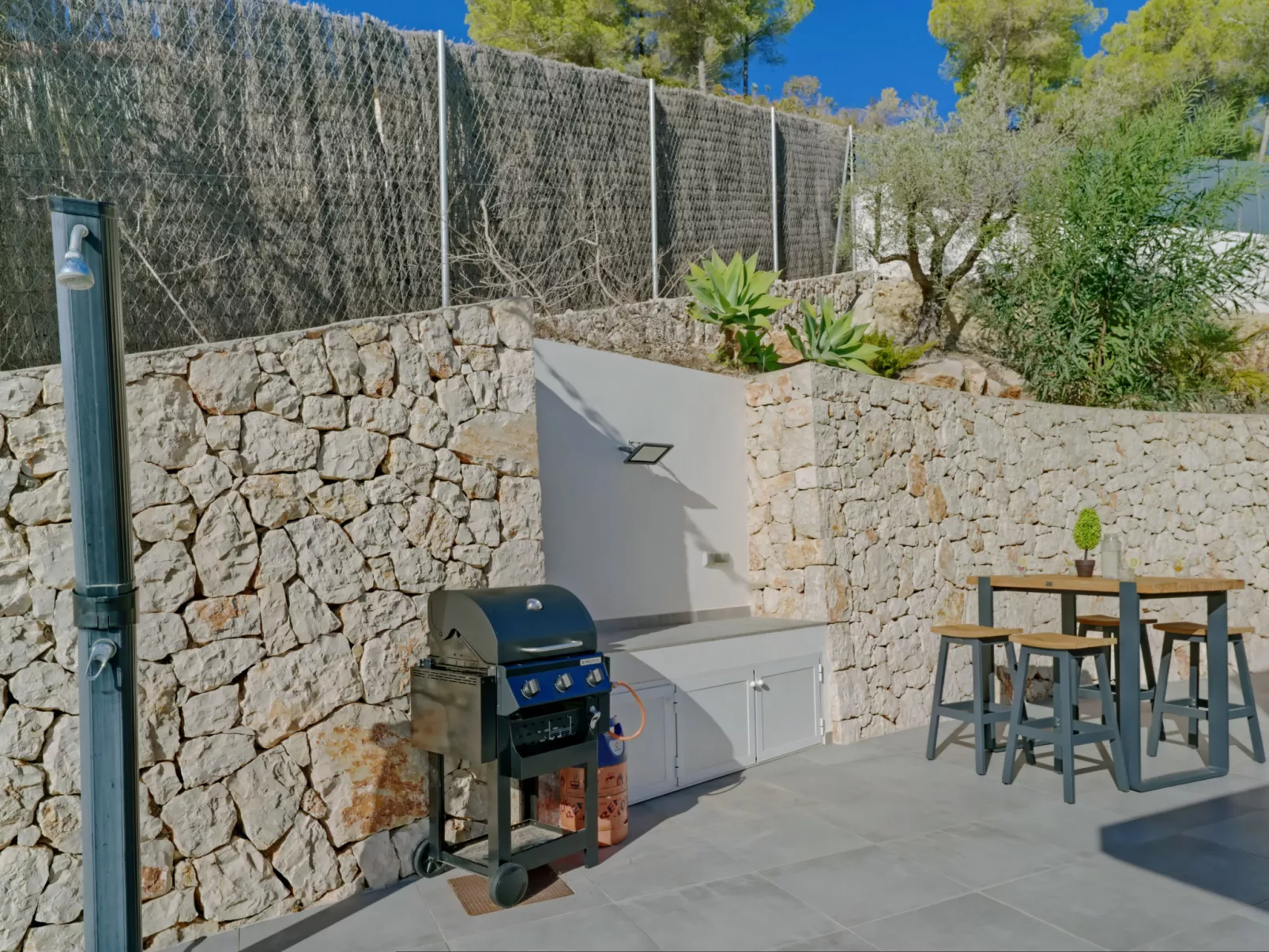Villa Juno-Outside