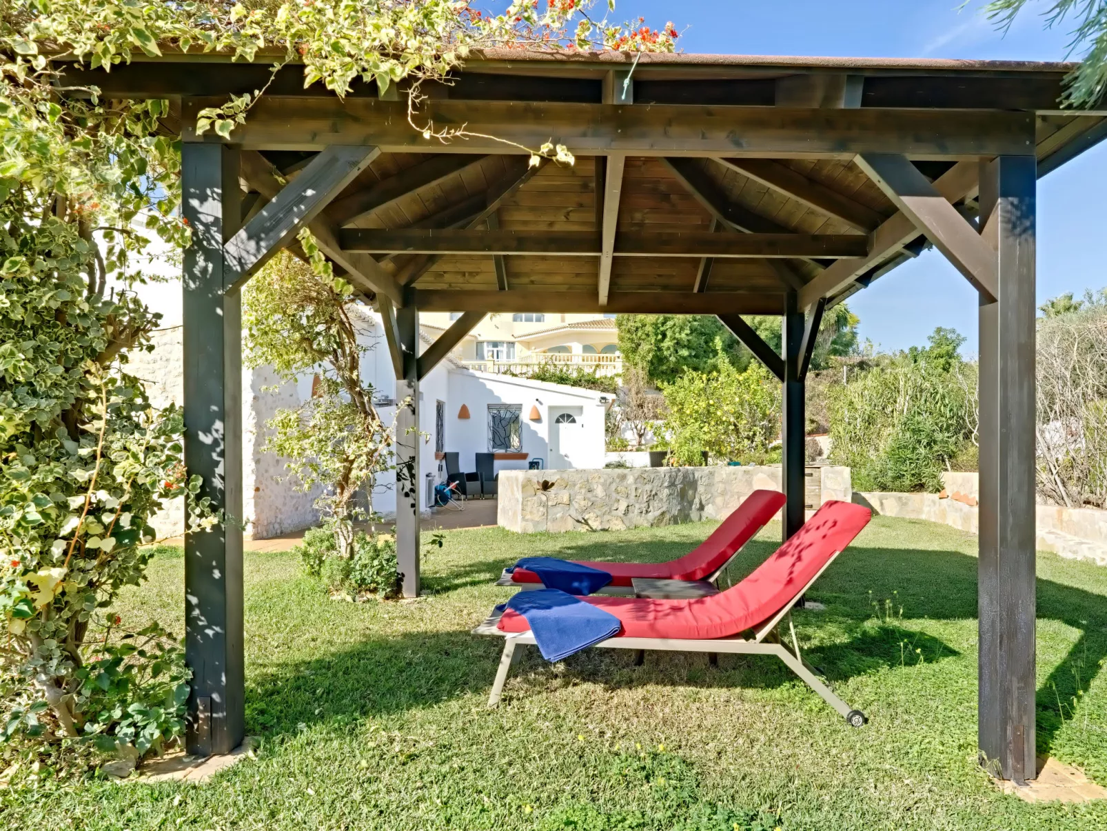 Casa Carma-Outside