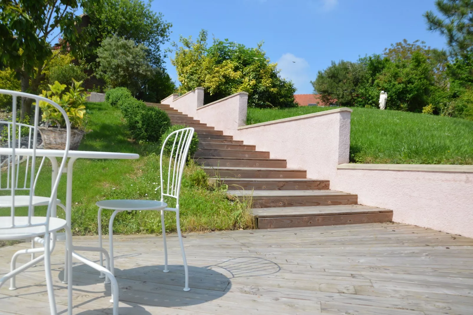 Le Clos St Vincent-Gärten Sommer