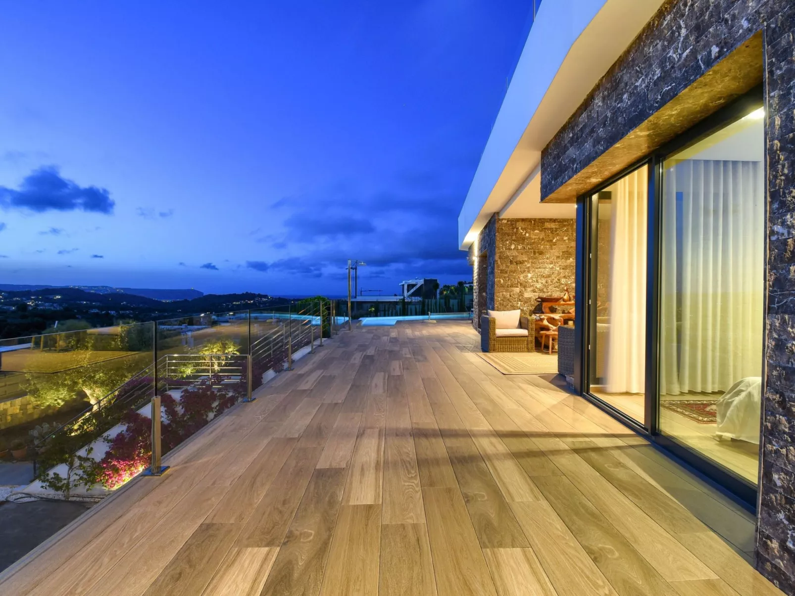 Villa Orion-Outside