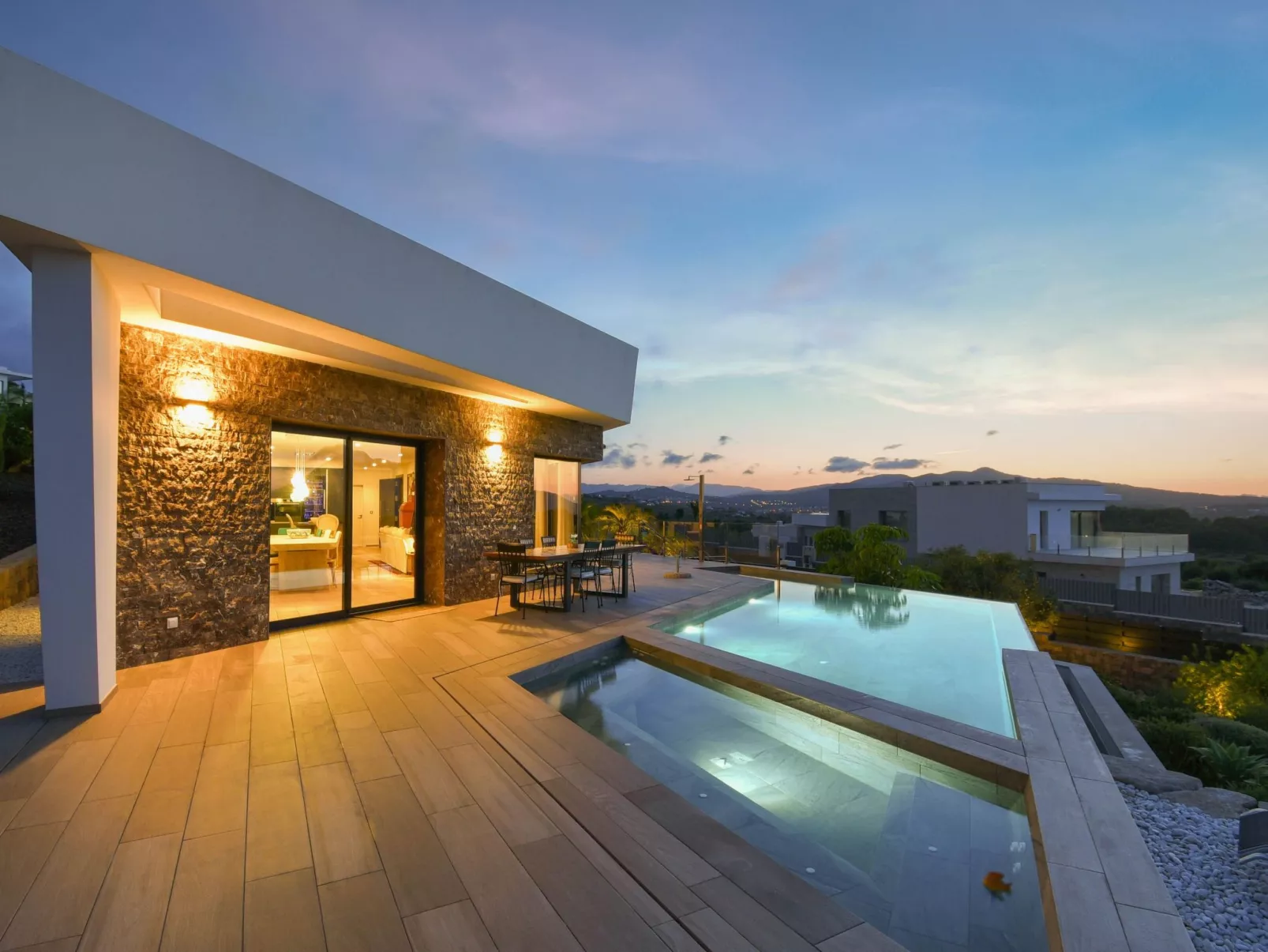 Villa Orion-Outside