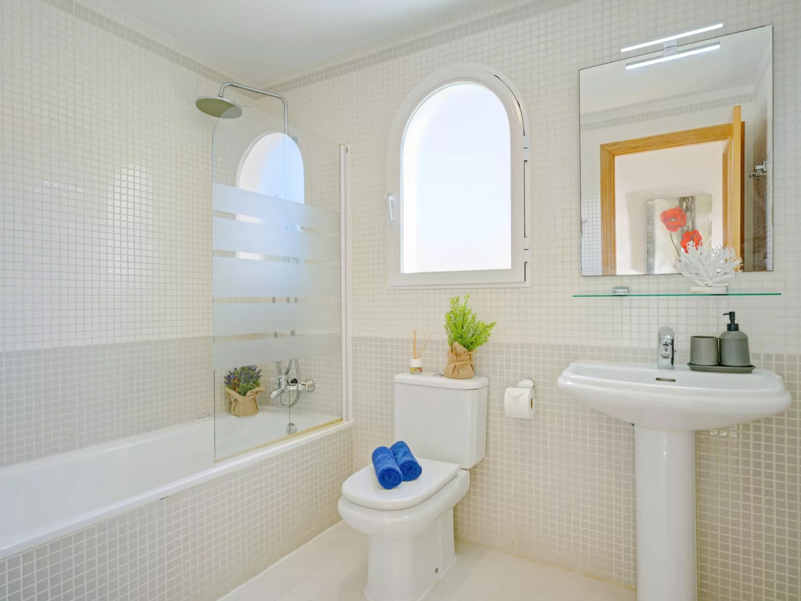 Monte Salonica Penthouse Plus-Inside