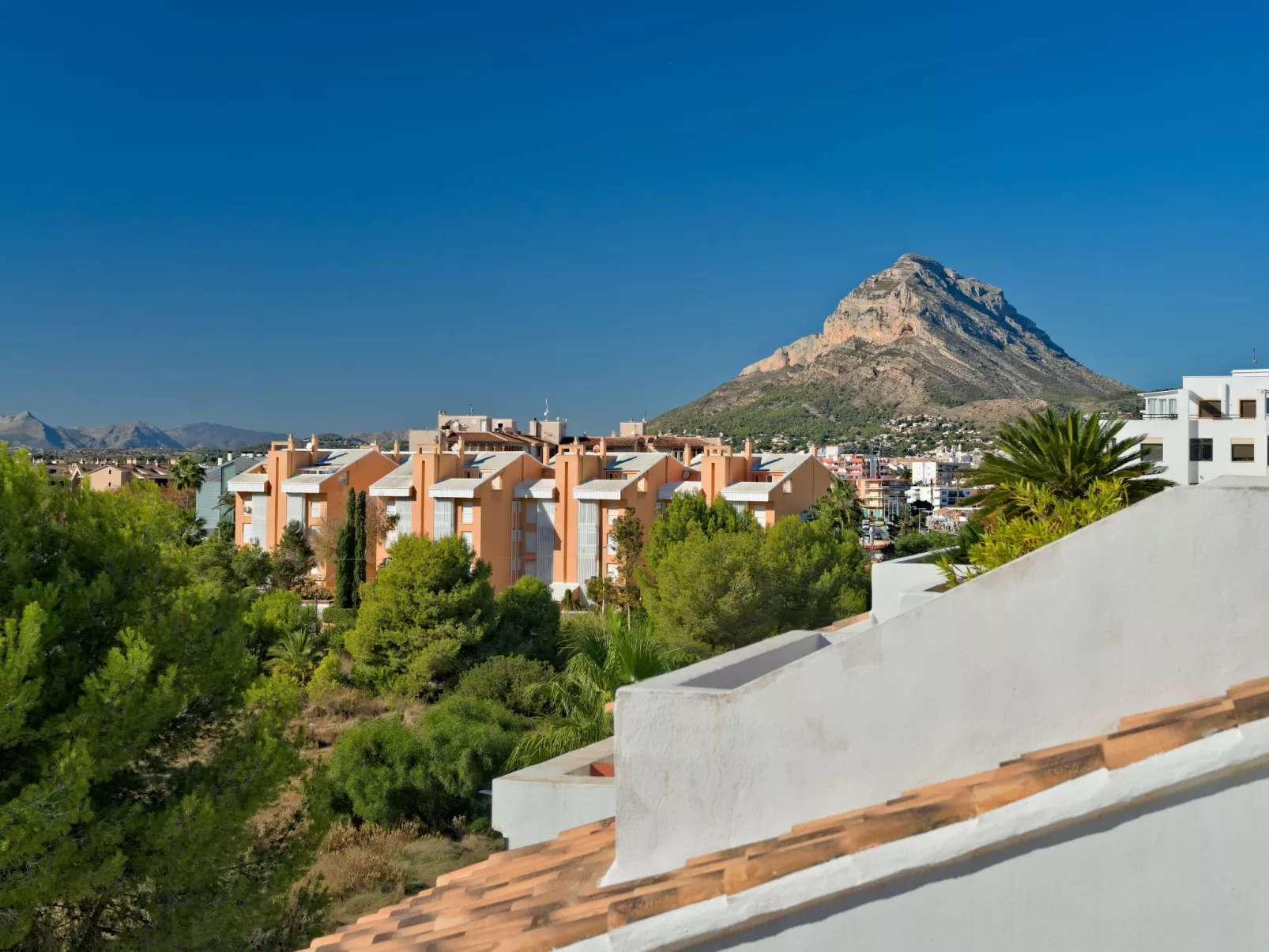 Monte Salonica Penthouse Plus-Outside