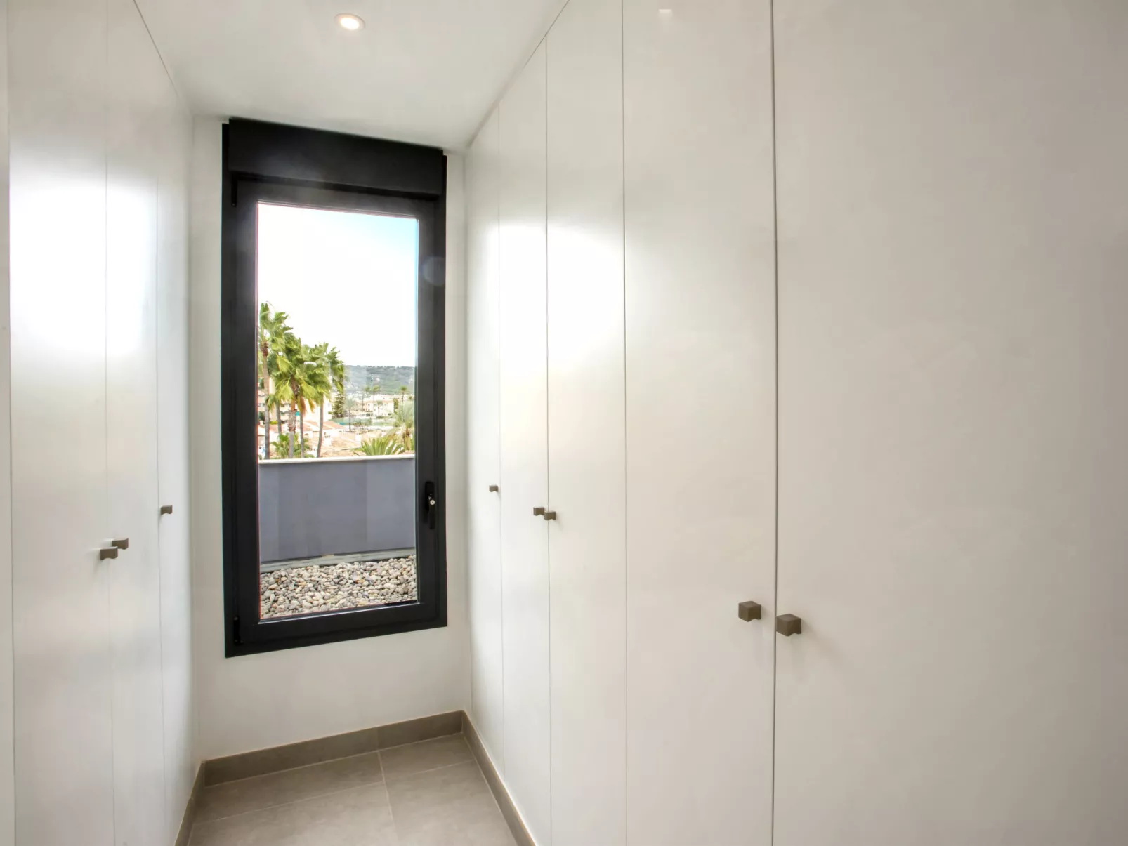 Golden Ray Duplex-Inside