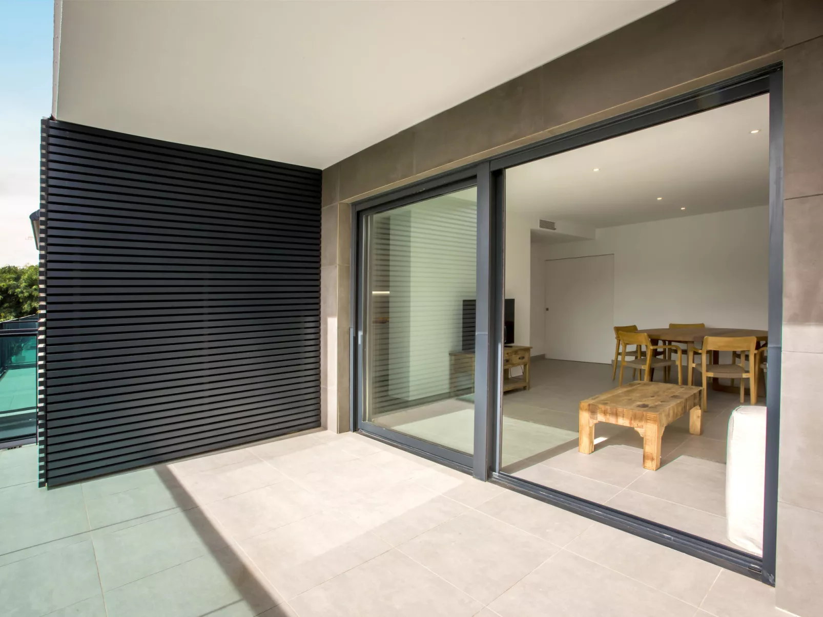 Golden Ray Duplex-Outside