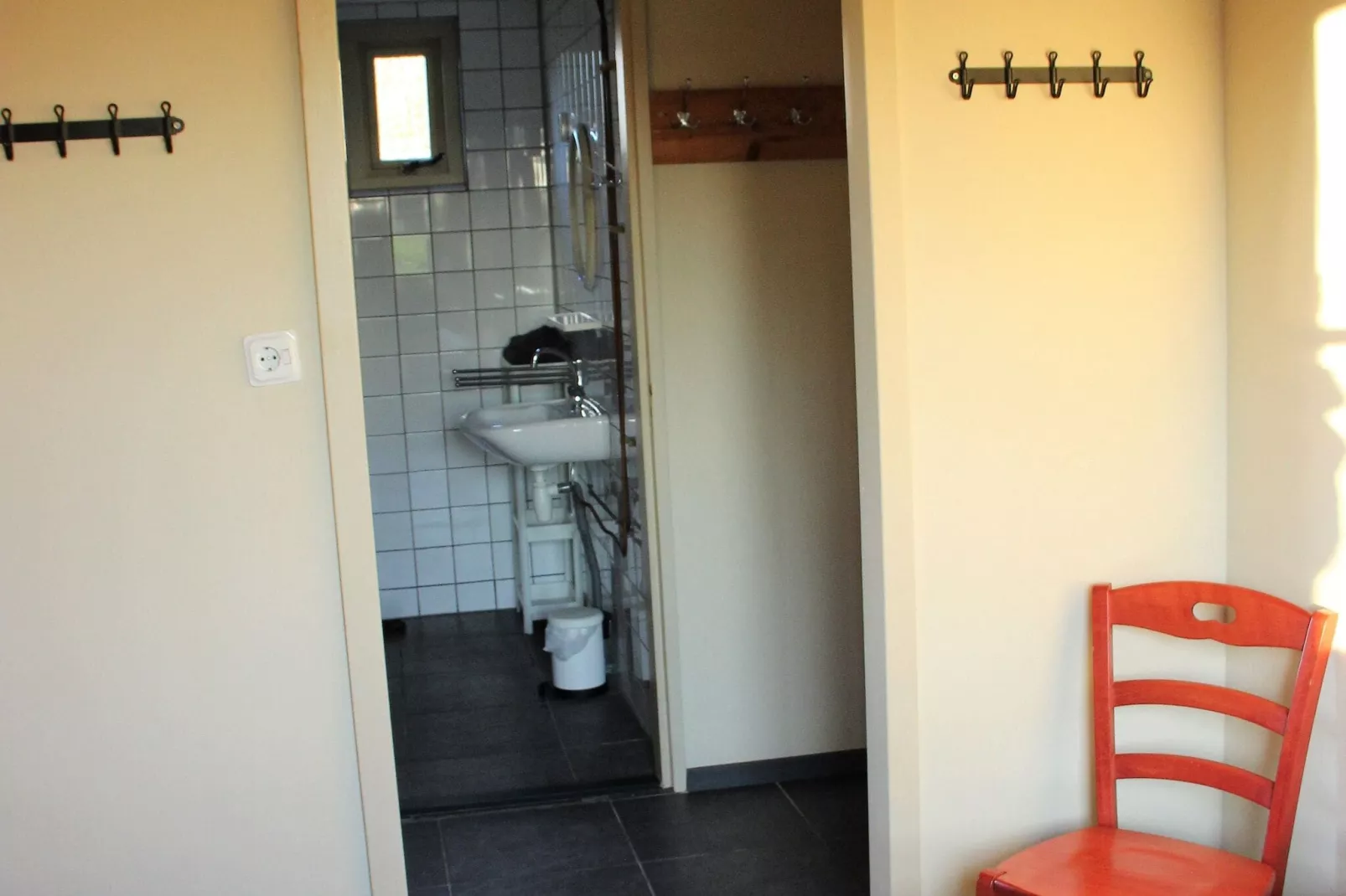 Vakantiehuisje 3 Aarde Groene Camping Lage Zwaluwe-Schlafzimmer