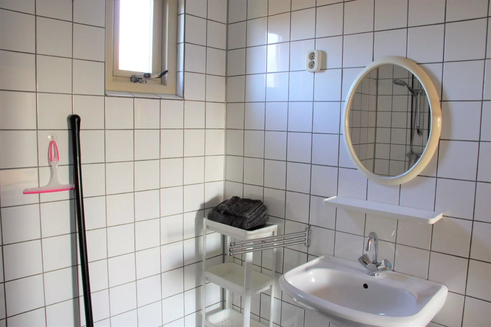 Vakantiehuisje 3 Aarde Groene Camping Lage Zwaluwe-Badezimmer