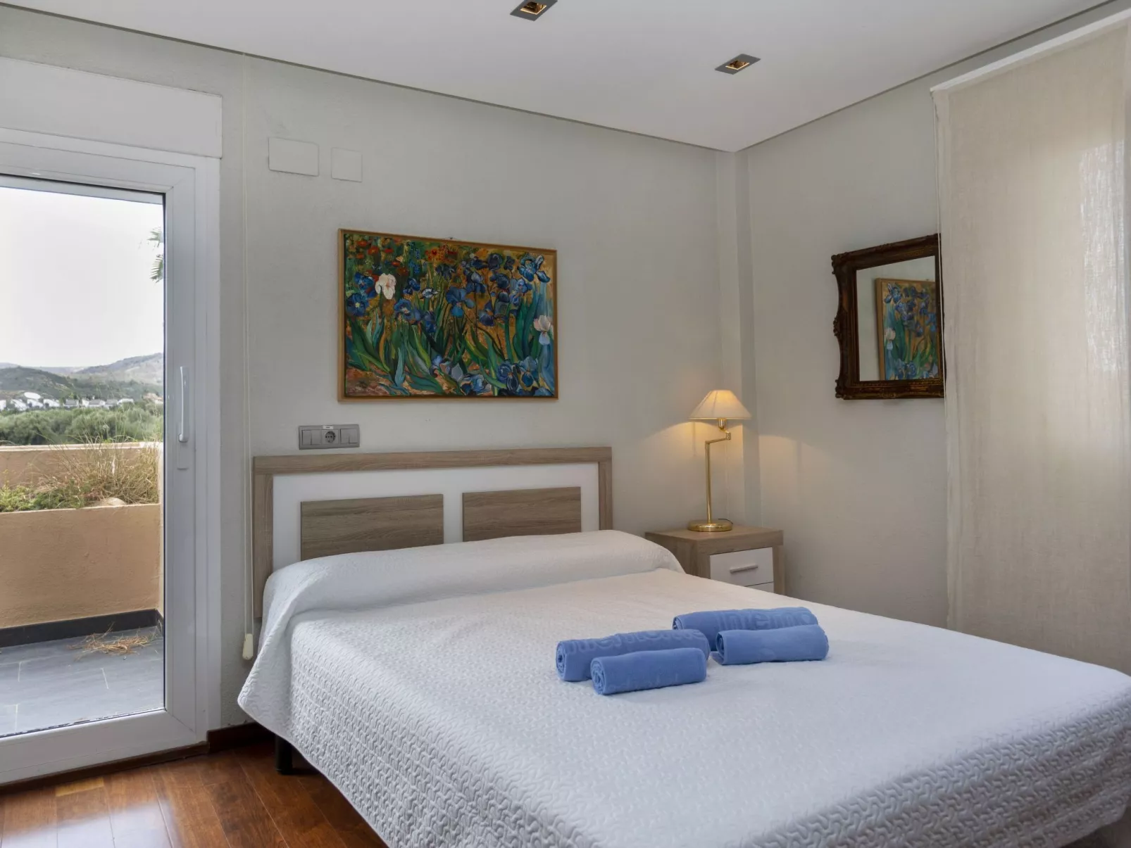 Finca Villa Roig-Inside