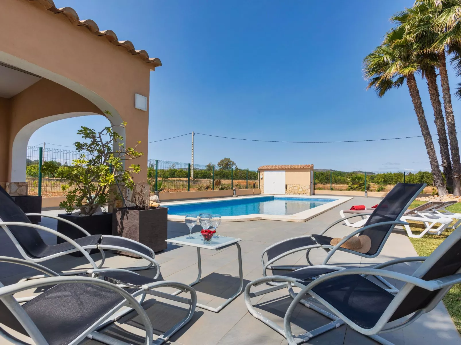 Finca Villa Roig-Outside