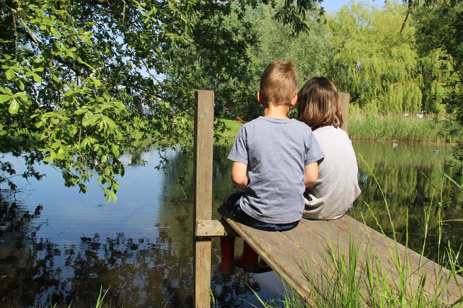 Vakantiehuisje 3 Aarde Groene Camping Lage Zwaluwe-Parkeinrichtungen
