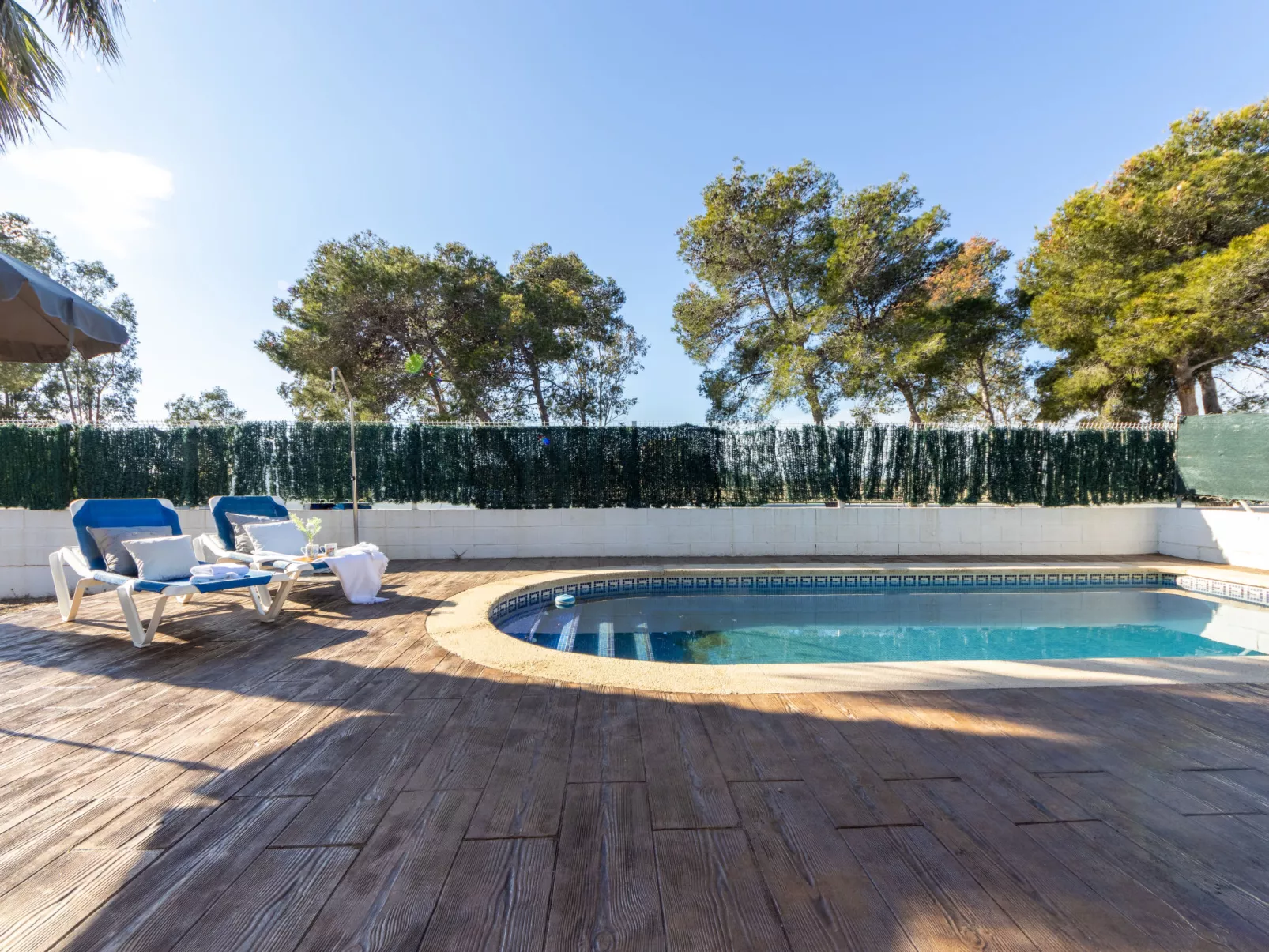 Gaviota 4-Outside