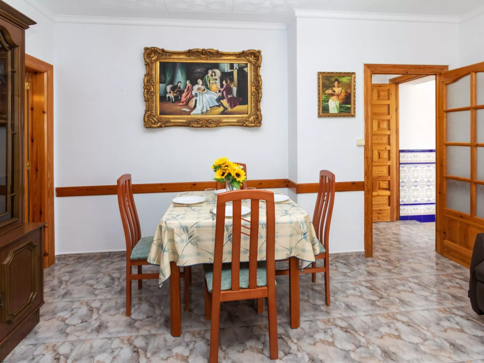 Villa Cristal-Inside
