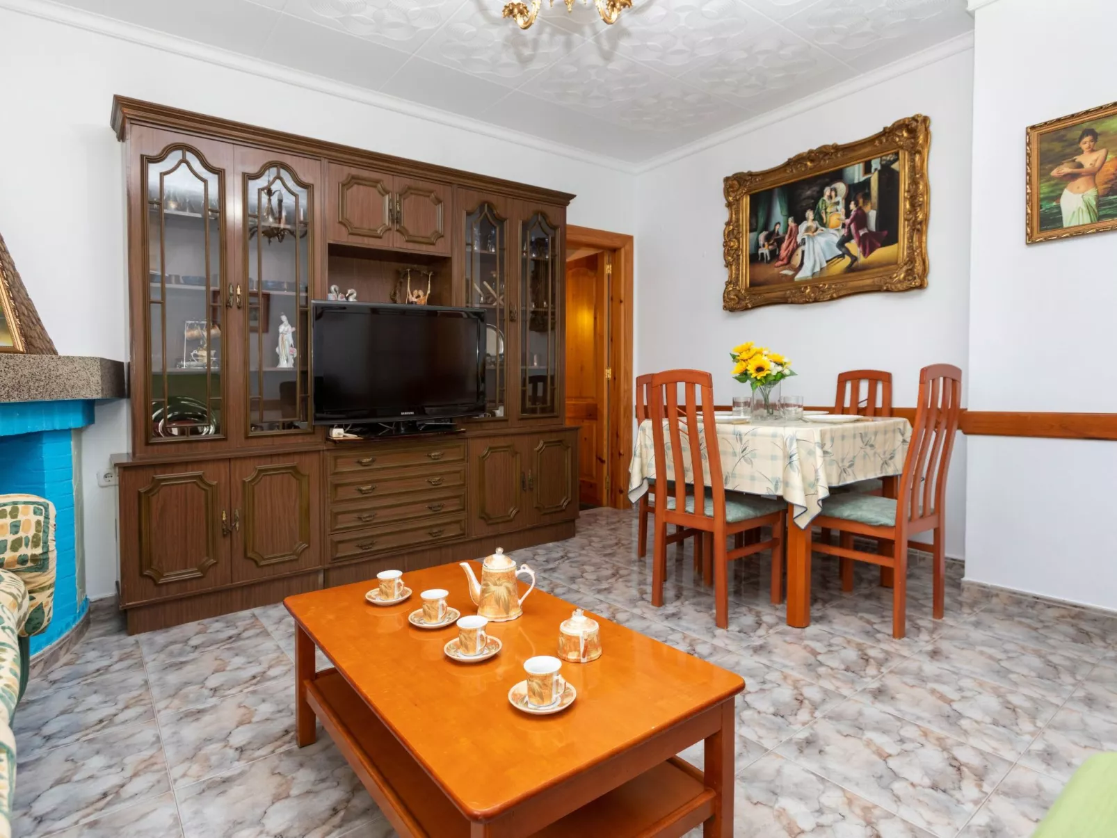 Villa Cristal-Inside