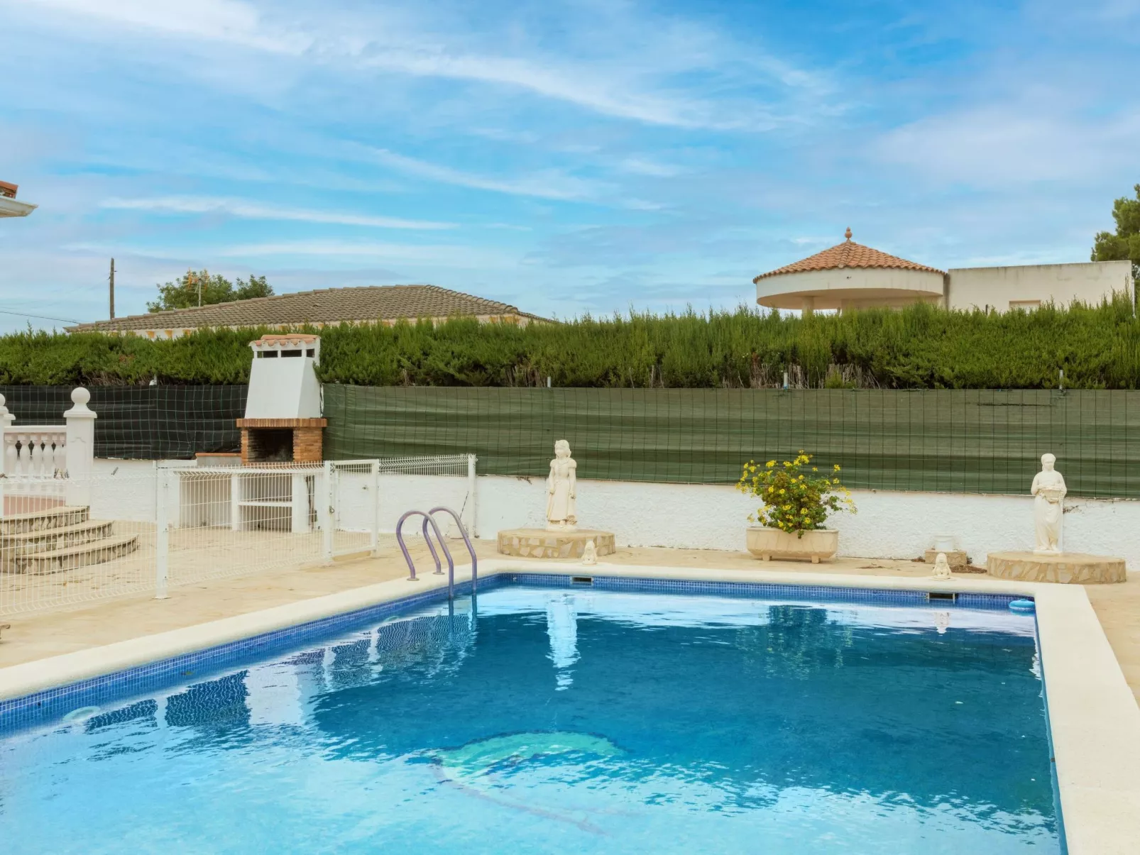 Villa Cristal-Outside
