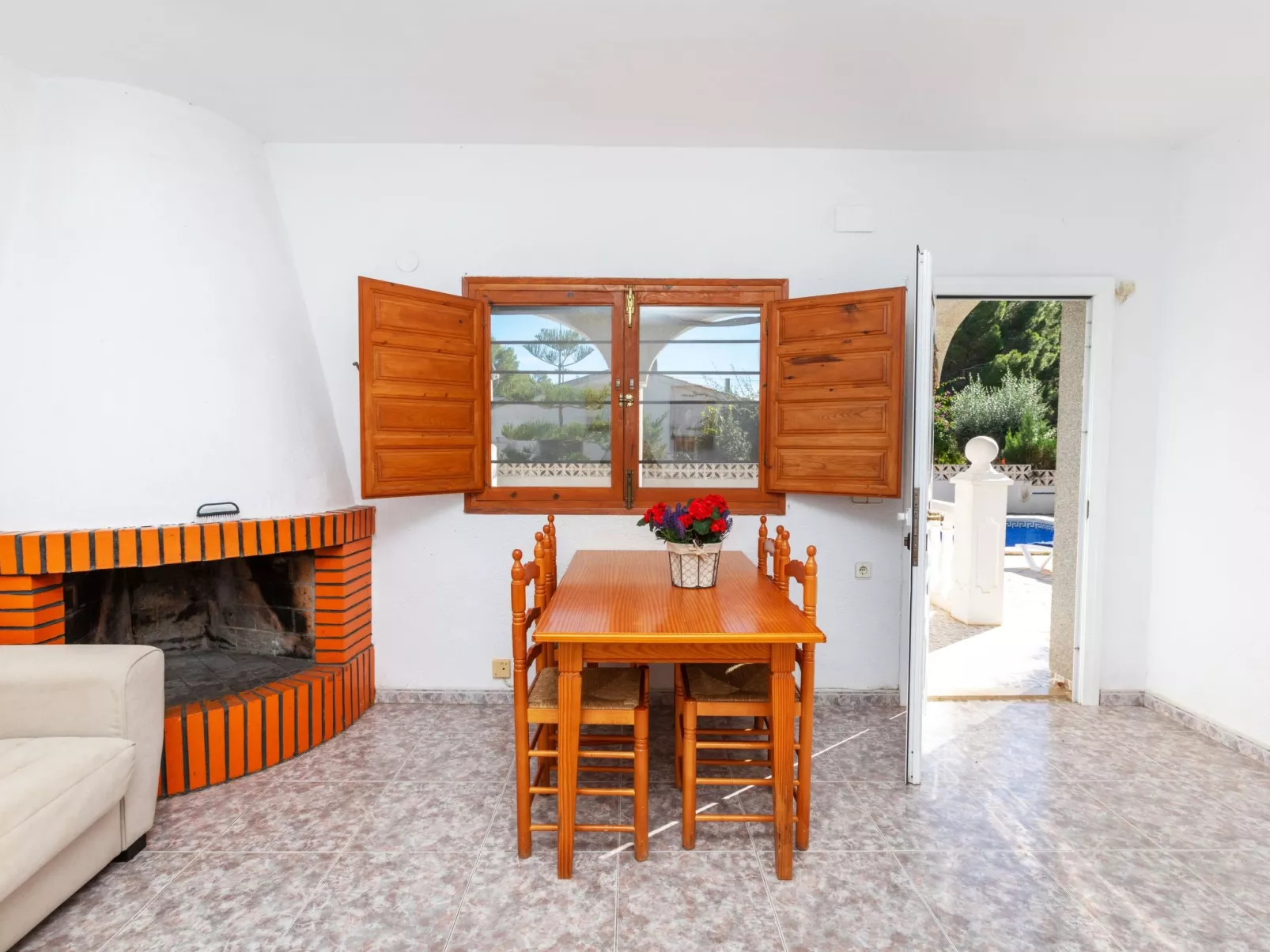 Villa Nido-Inside