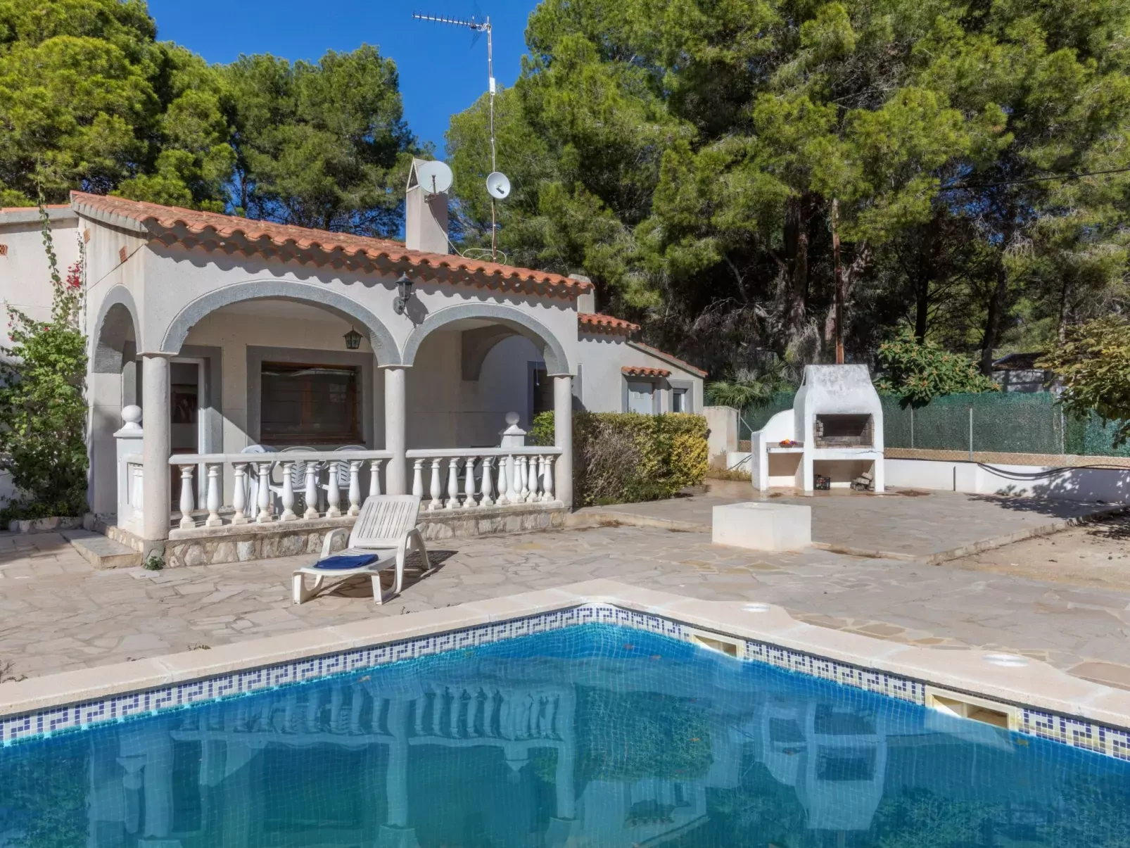 Villa Nido-Outside