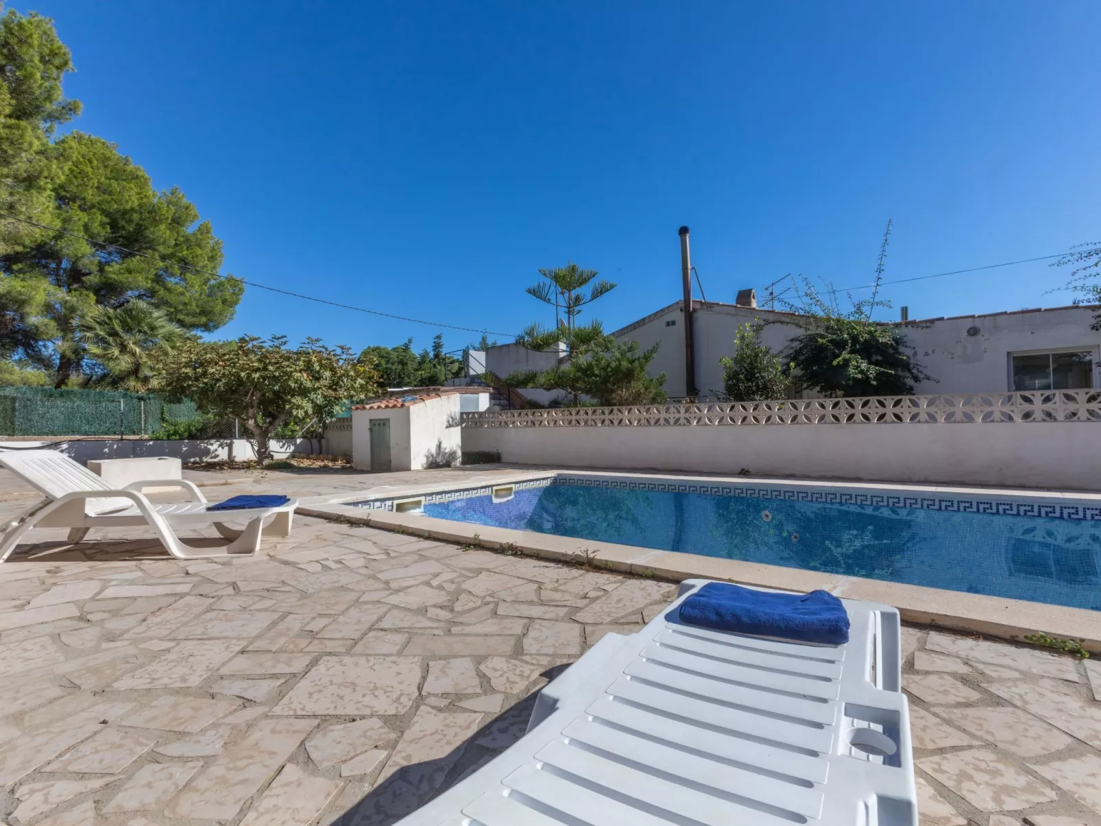 Villa Nido-Outside